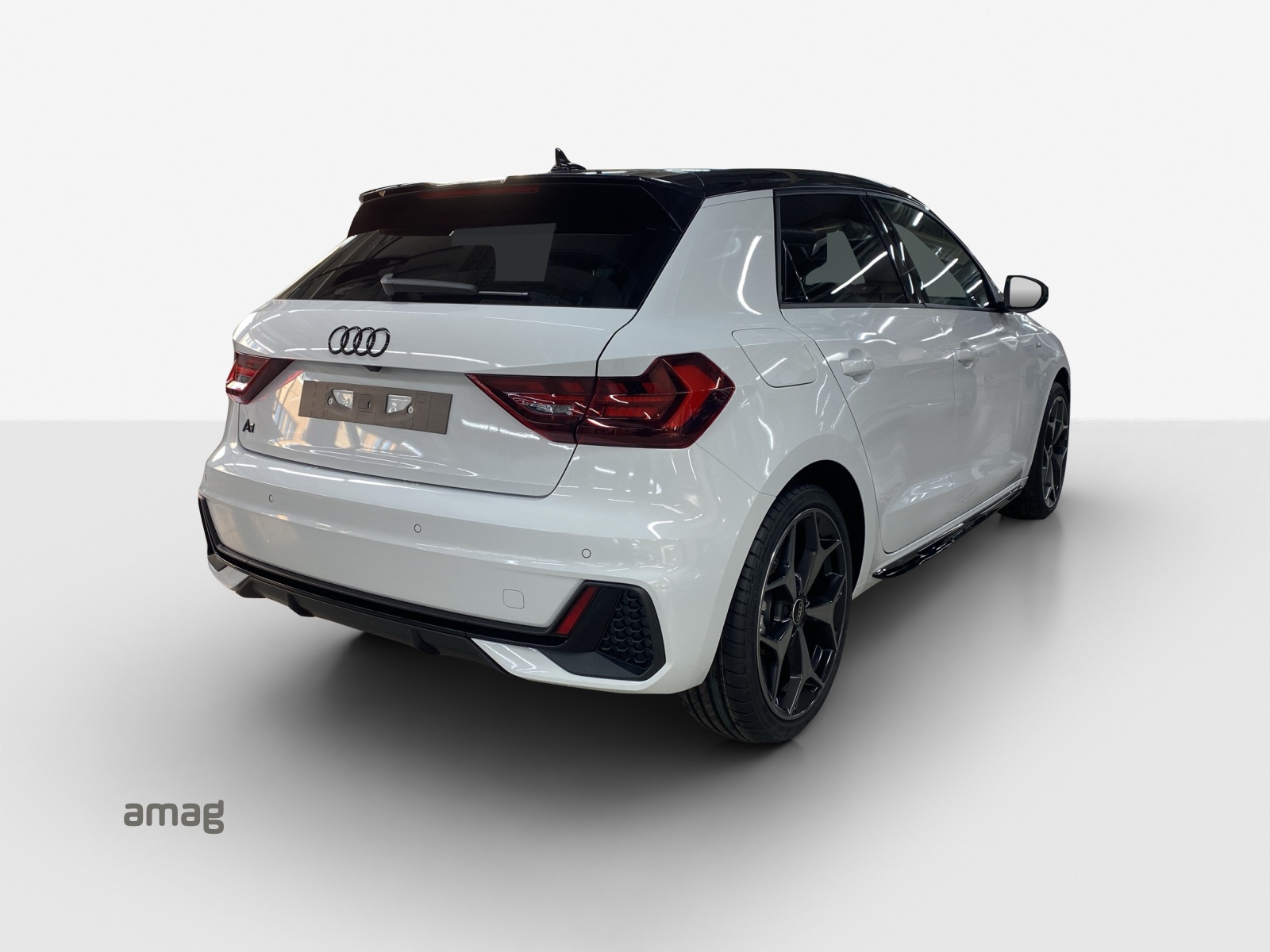 AUDI A1 Sportback 30 TFSI S Line S-tronic-image-4