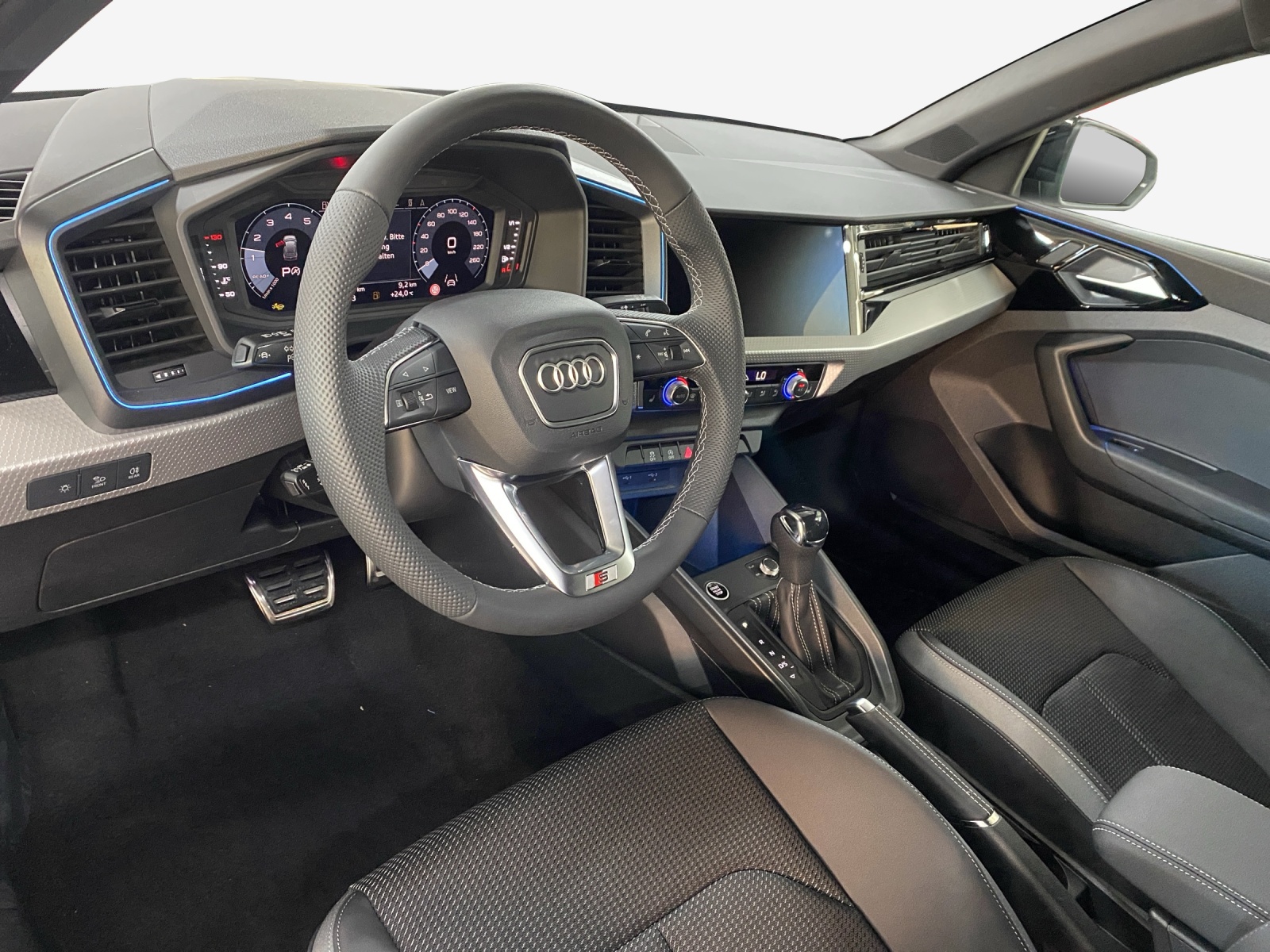 AUDI A1 Sportback 30 TFSI S Line S-tronic-image-14