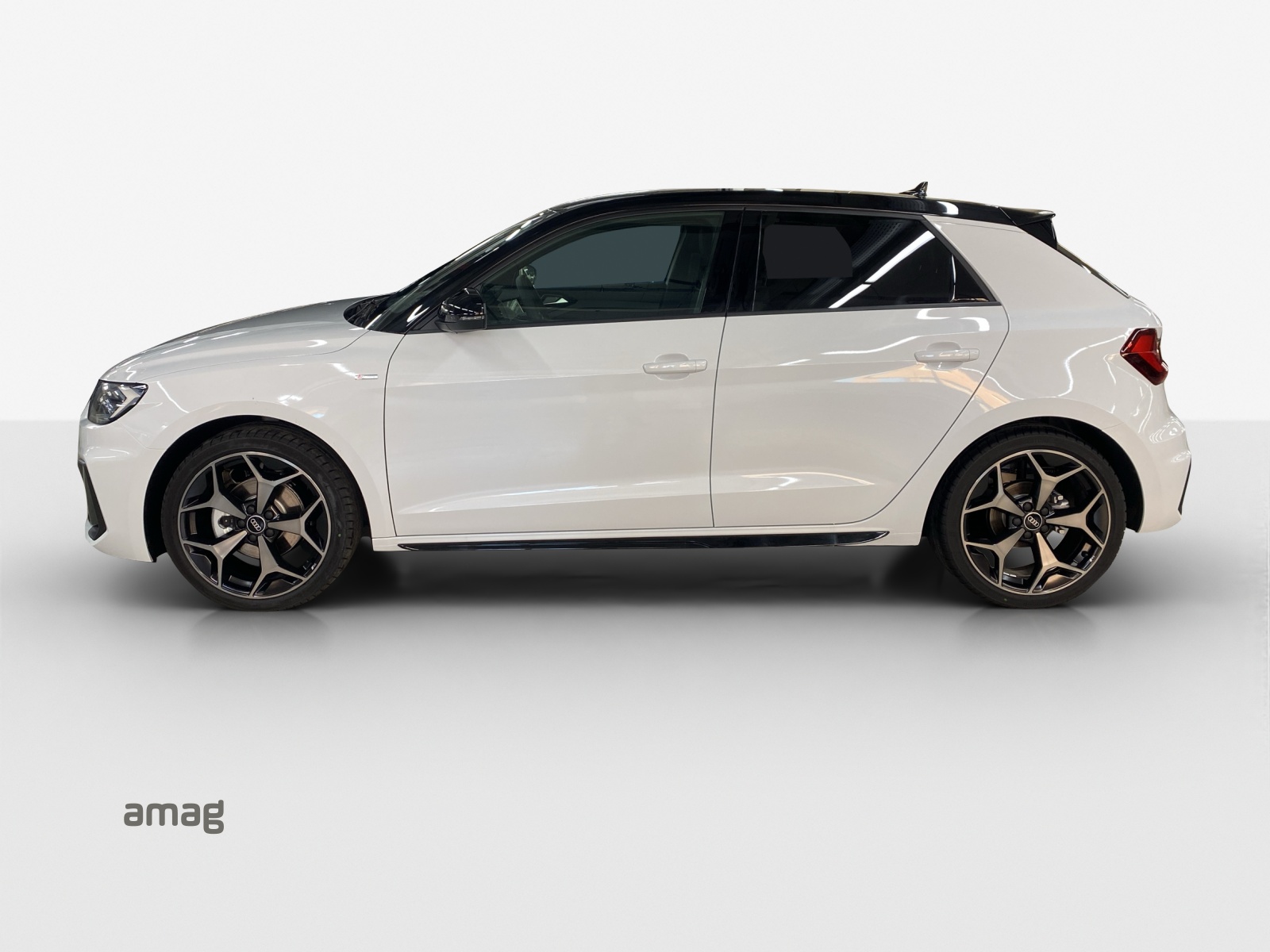 AUDI A1 Sportback 30 TFSI S Line S-tronic-image-1