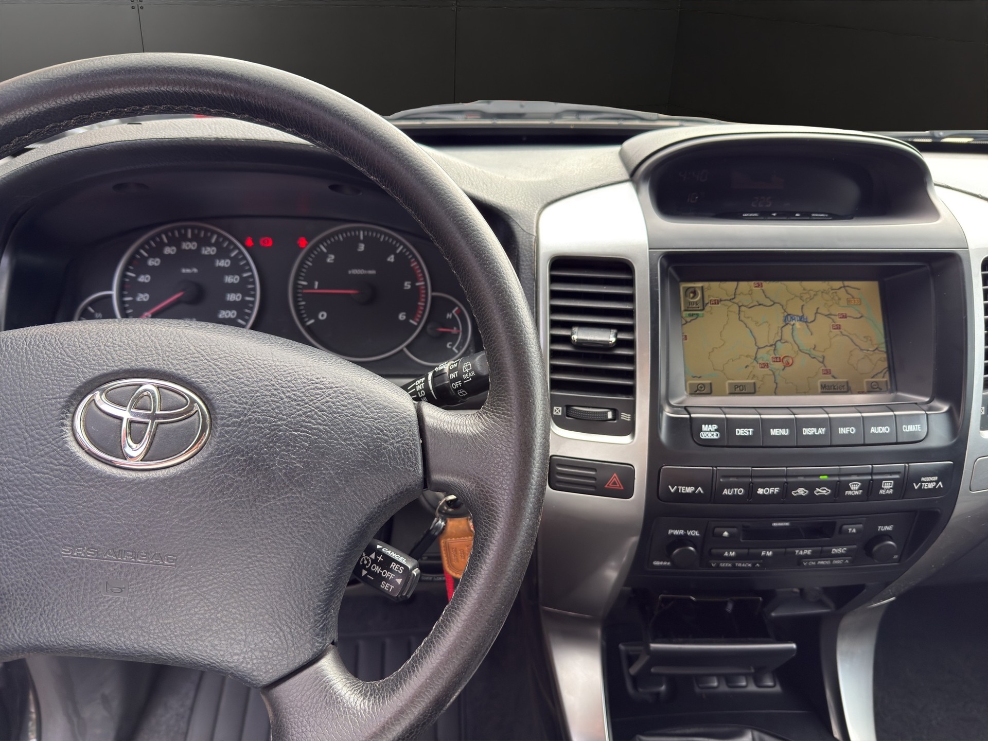 TOYOTA Land Cruiser 3.0 TD Linea Luna-image-11