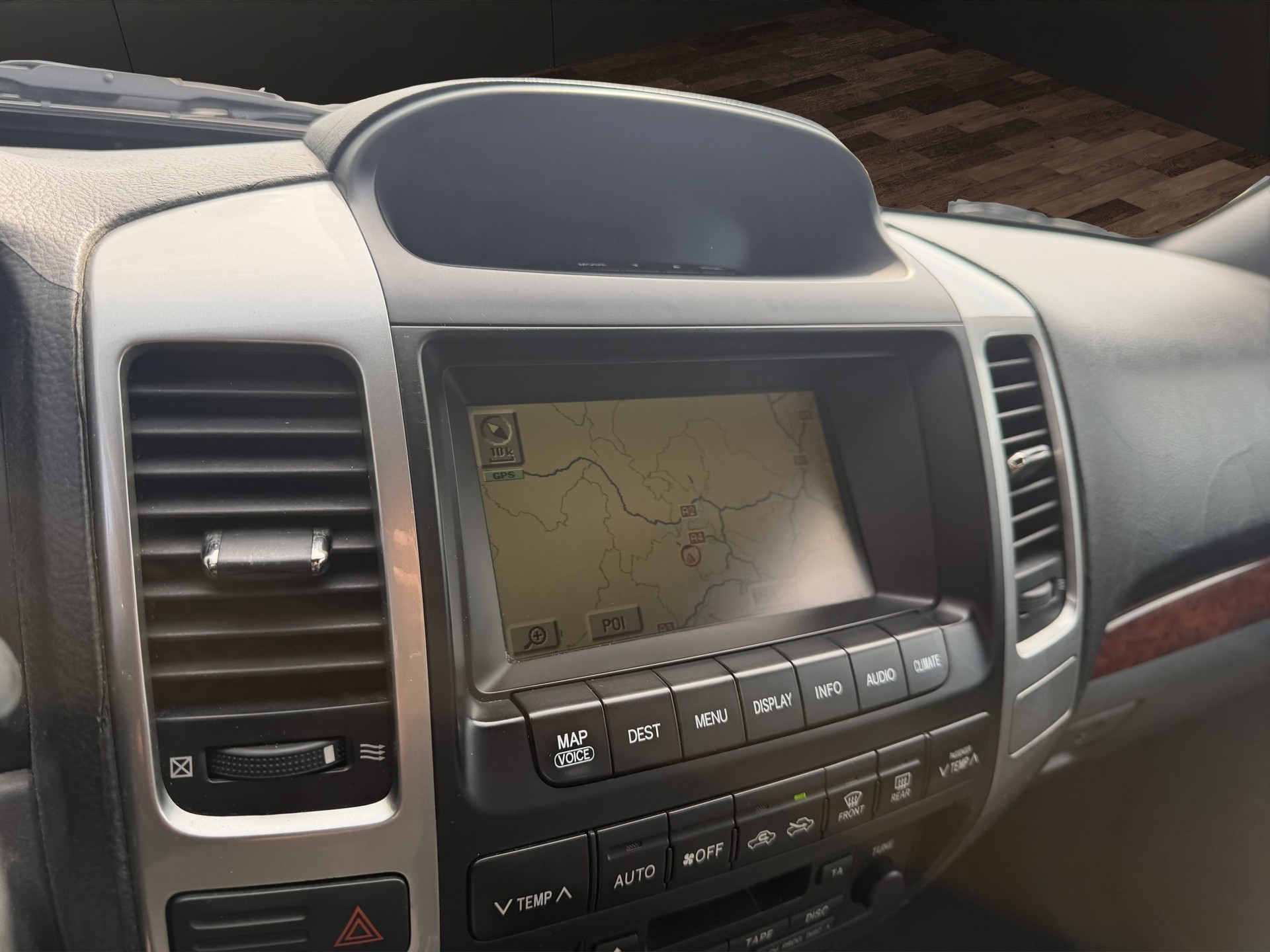 TOYOTA Land Cruiser 3.0 TD Linea Luna-image-13