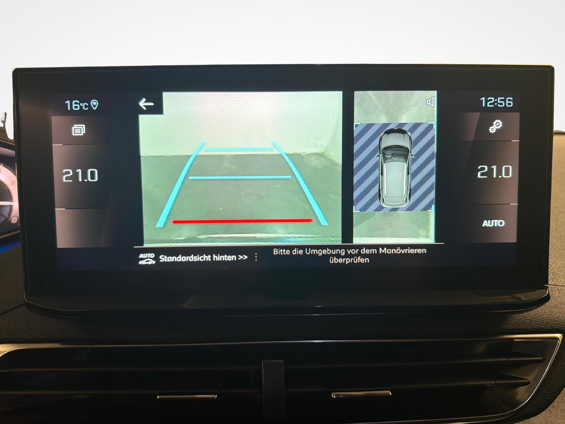 PEUGEOT 3008 1.2 PureTech GT Pack-image-14