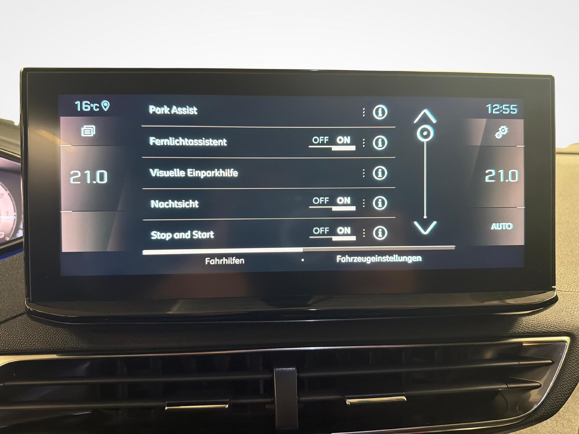 PEUGEOT 3008 1.2 PureTech GT Pack-image-18