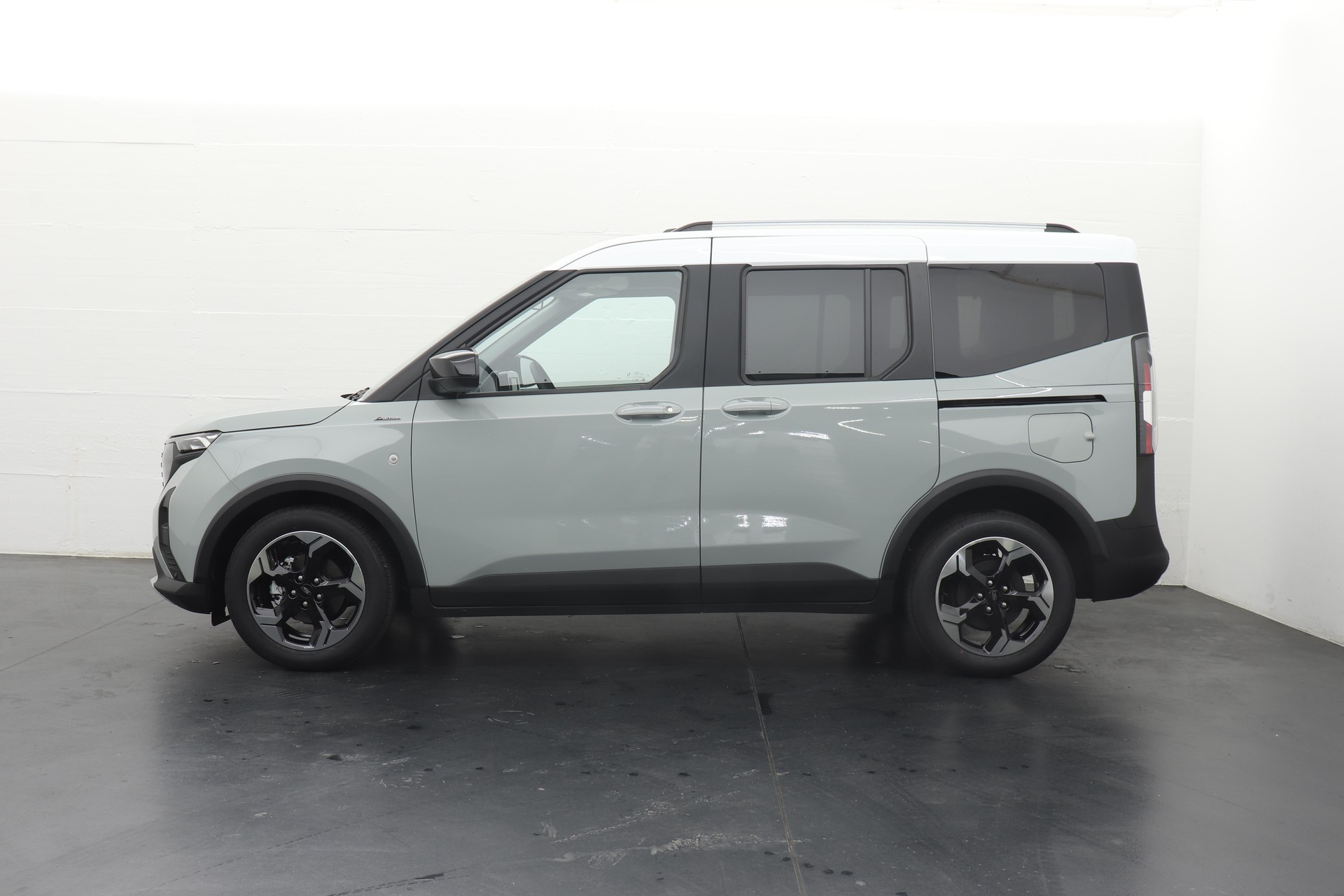 FORD Tourneo Courier 1.0 EcoBoost Active-image-3