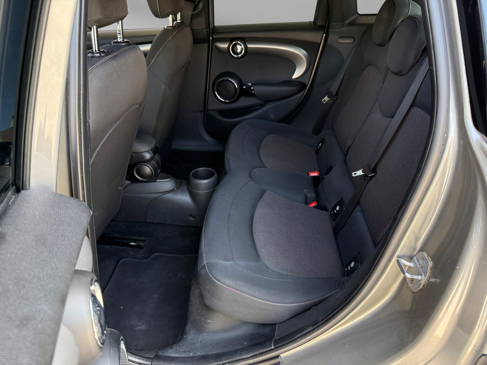 MINI Cooper Steptronic-image-13