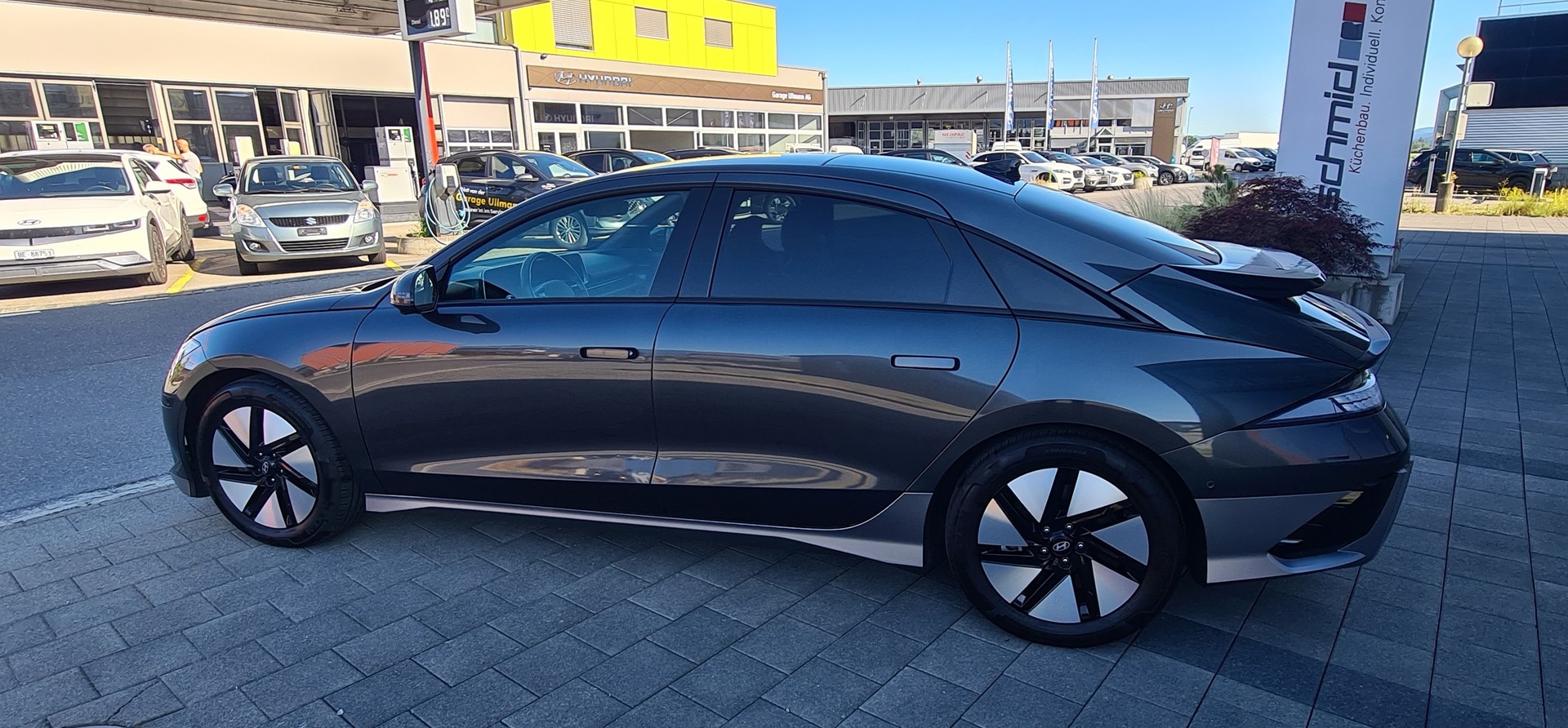 HYUNDAI Ioniq 6 77kWh Launch Edition 2WD-image-6