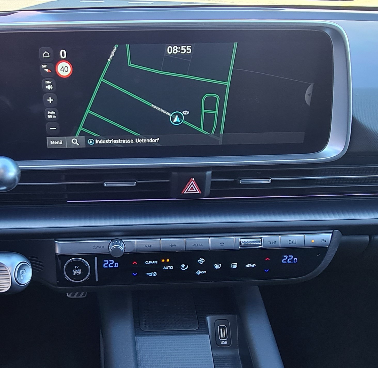 HYUNDAI Ioniq 6 77kWh Launch Edition 2WD-image-15