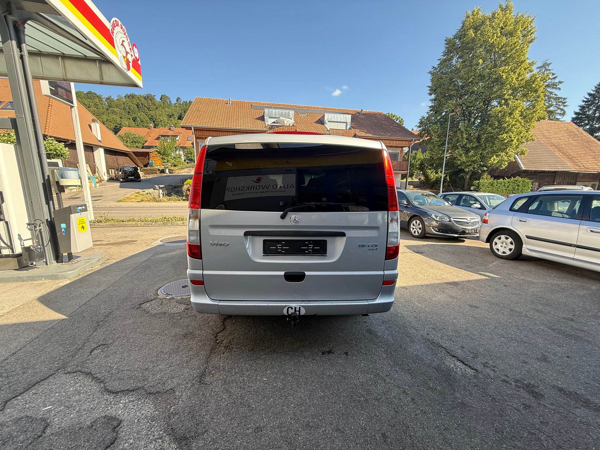 MERCEDES-BENZ Vito 116 CDI Blue Efficiency L 4Matic A-image-3