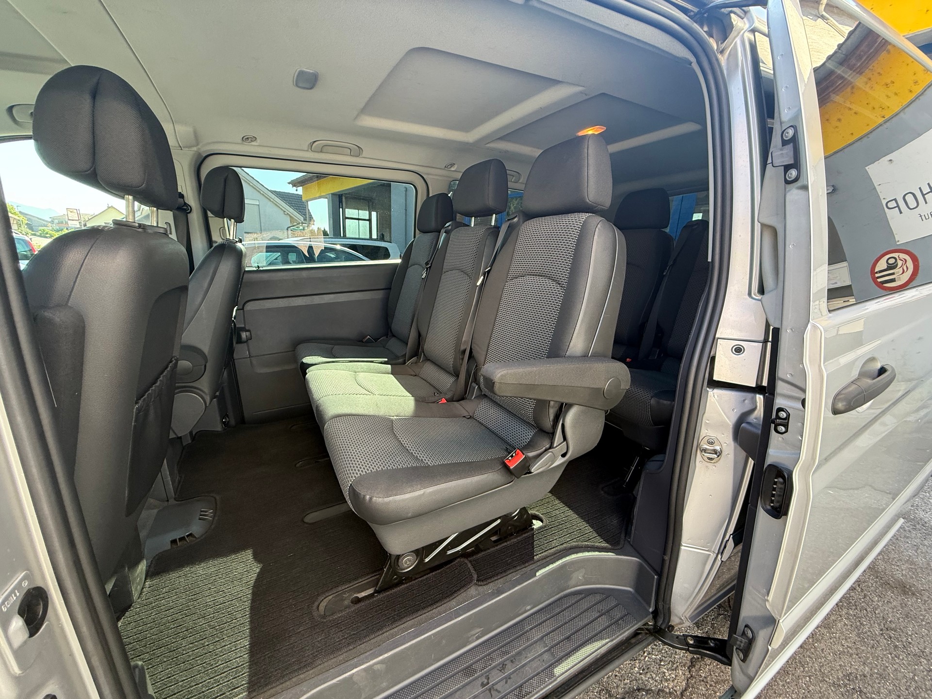 MERCEDES-BENZ Vito 116 CDI Blue Efficiency L 4Matic A-image-9