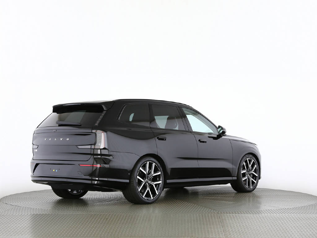 VOLVO EX 90 Twin Performance Ultra AWDD 800V-image-12