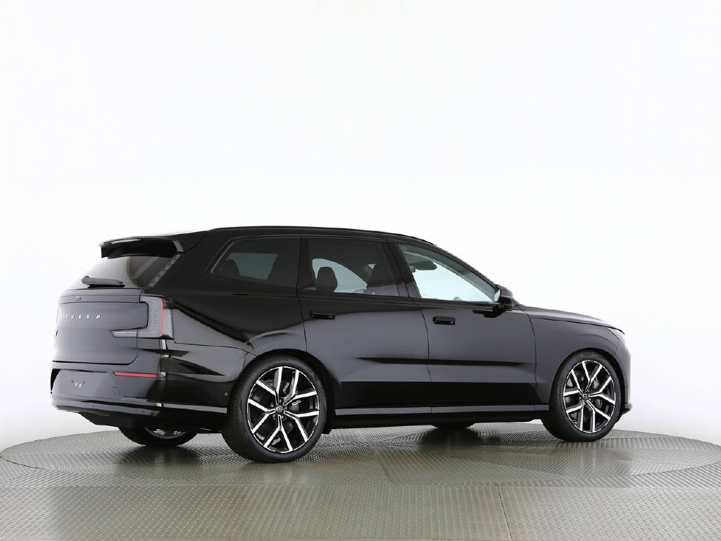 VOLVO EX 90 Twin Performance Ultra AWDD 800V-image-13