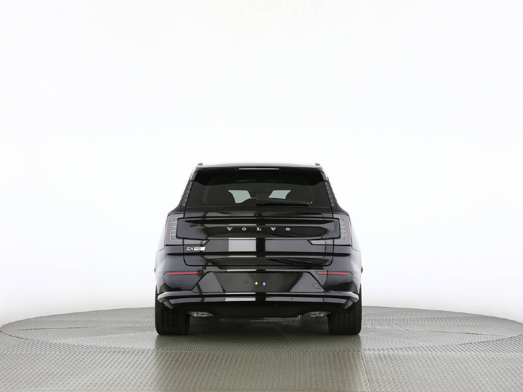 VOLVO EX 90 Twin Performance Ultra AWDD 800V-image-9