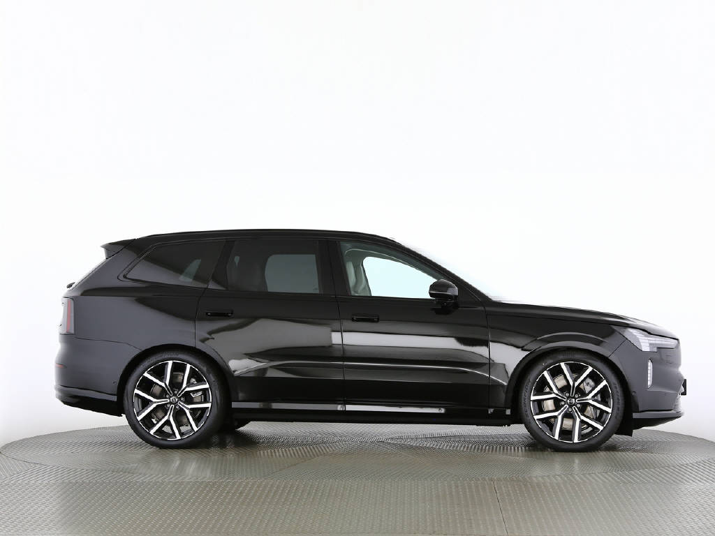 VOLVO EX 90 Twin Performance Ultra AWDD 800V-image-16