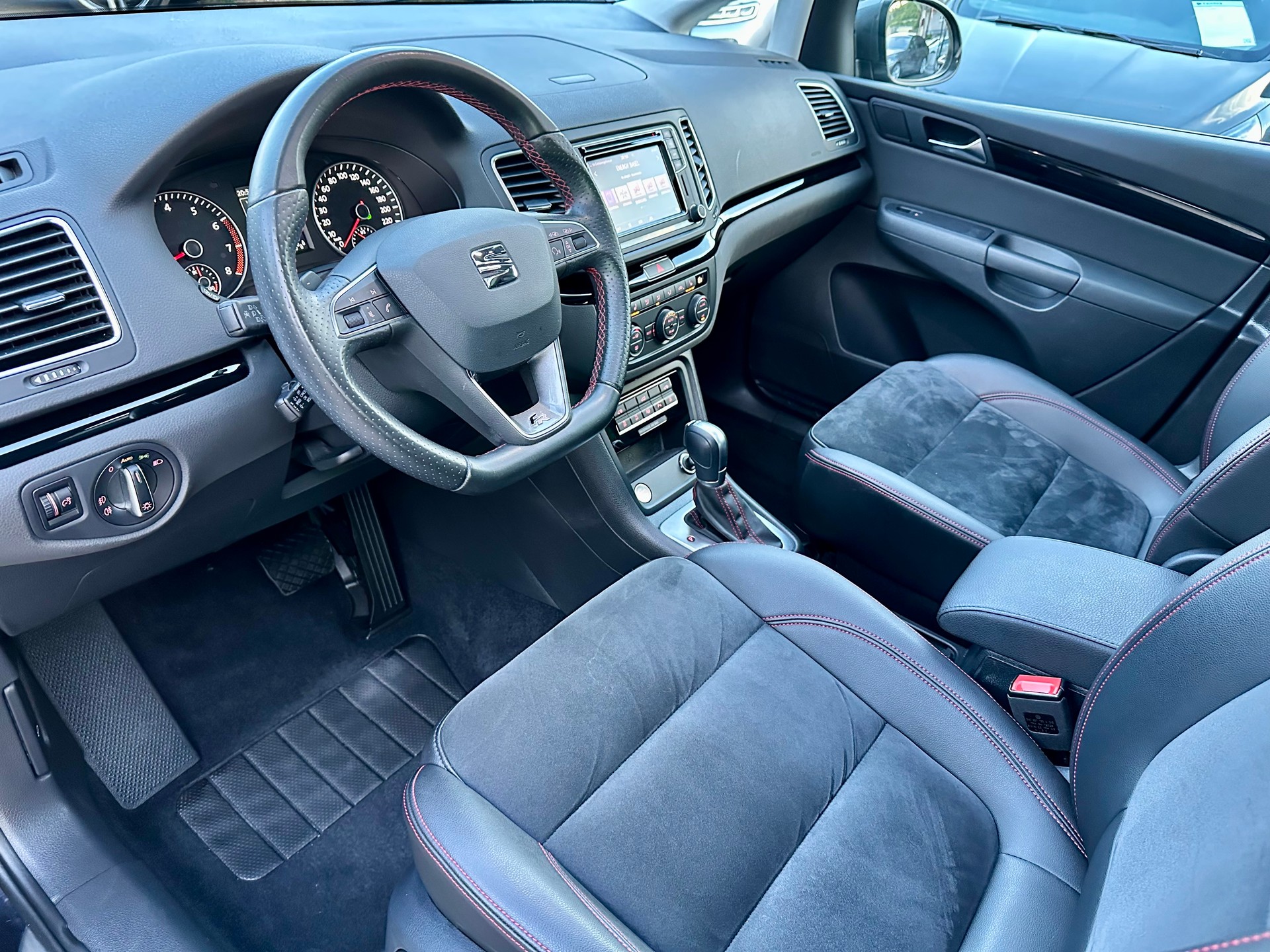 SEAT Alhambra 1.4 TSI DSG Hola FR-image-8