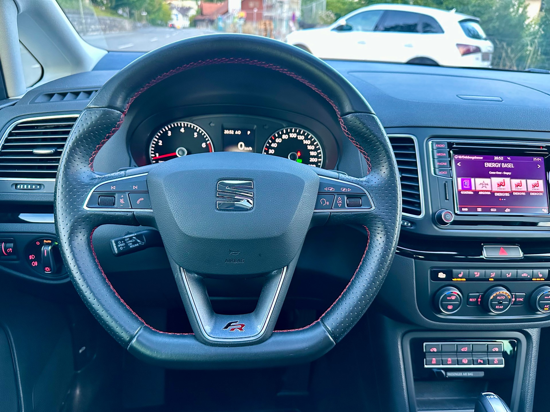 SEAT Alhambra 1.4 TSI DSG Hola FR-image-14