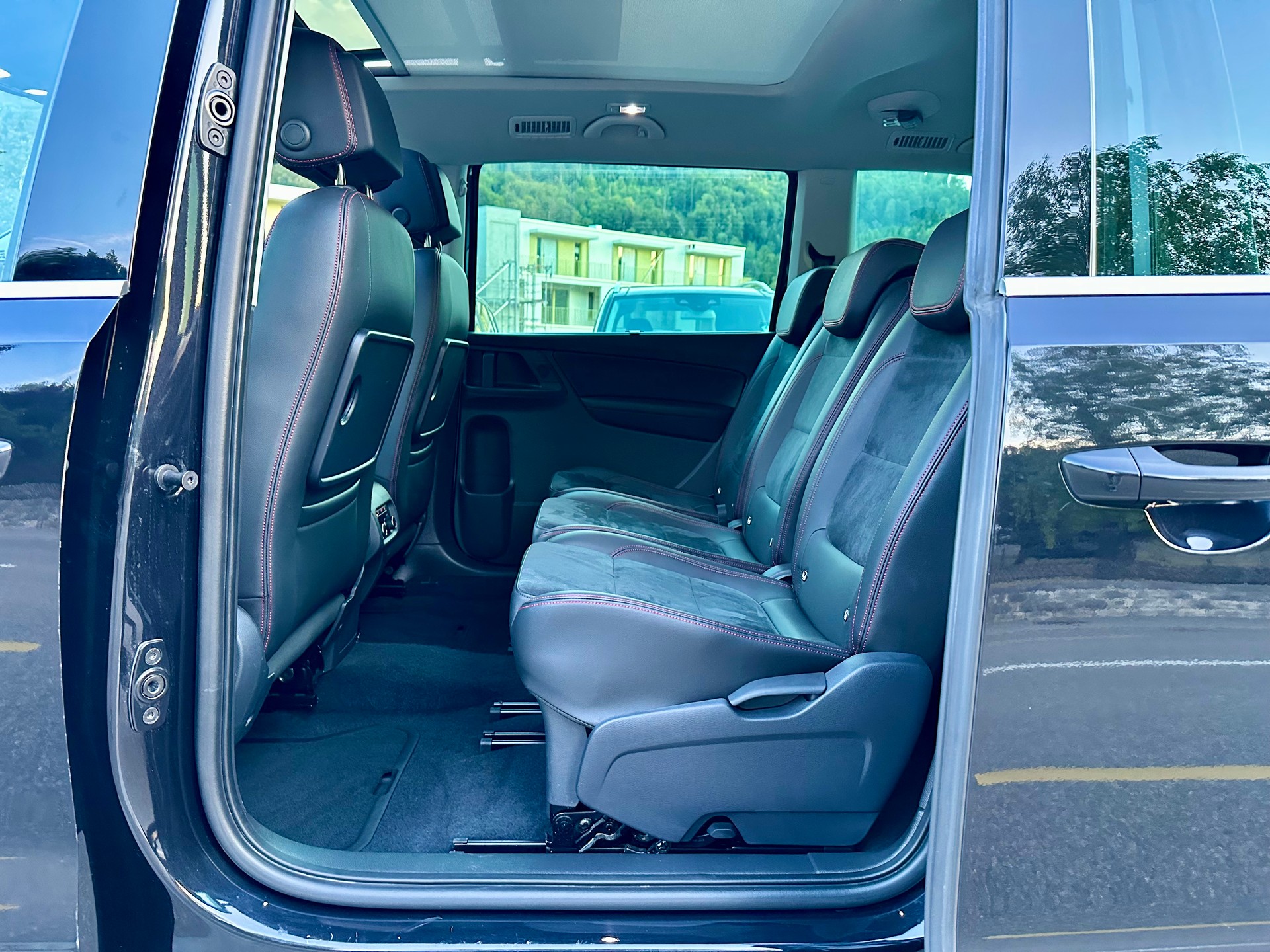 SEAT Alhambra 1.4 TSI DSG Hola FR-image-16