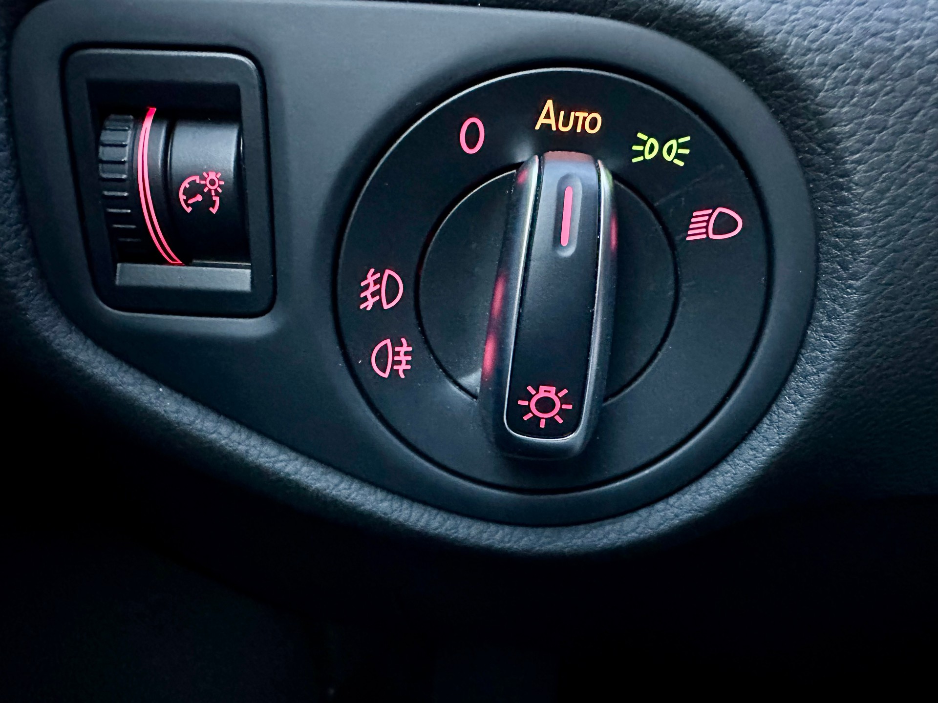 SEAT Alhambra 1.4 TSI DSG Hola FR-image-23