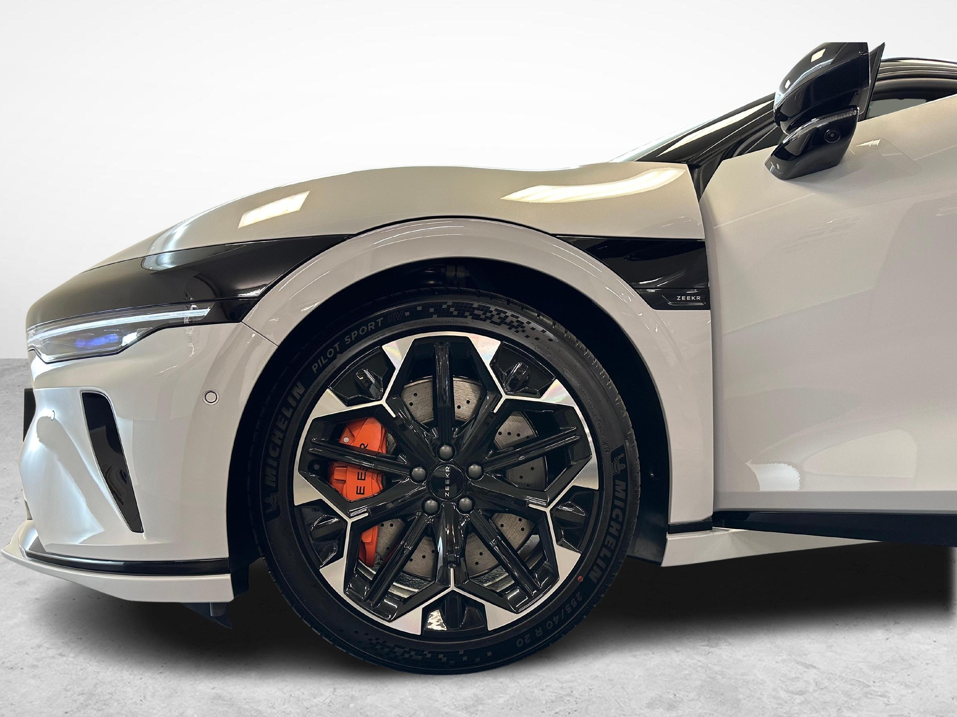 ZEEKR 7GT Privilege AWD-image-11