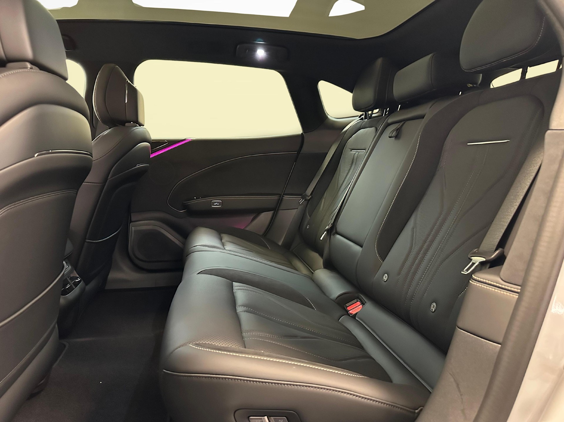ZEEKR 7GT Privilege AWD-image-9