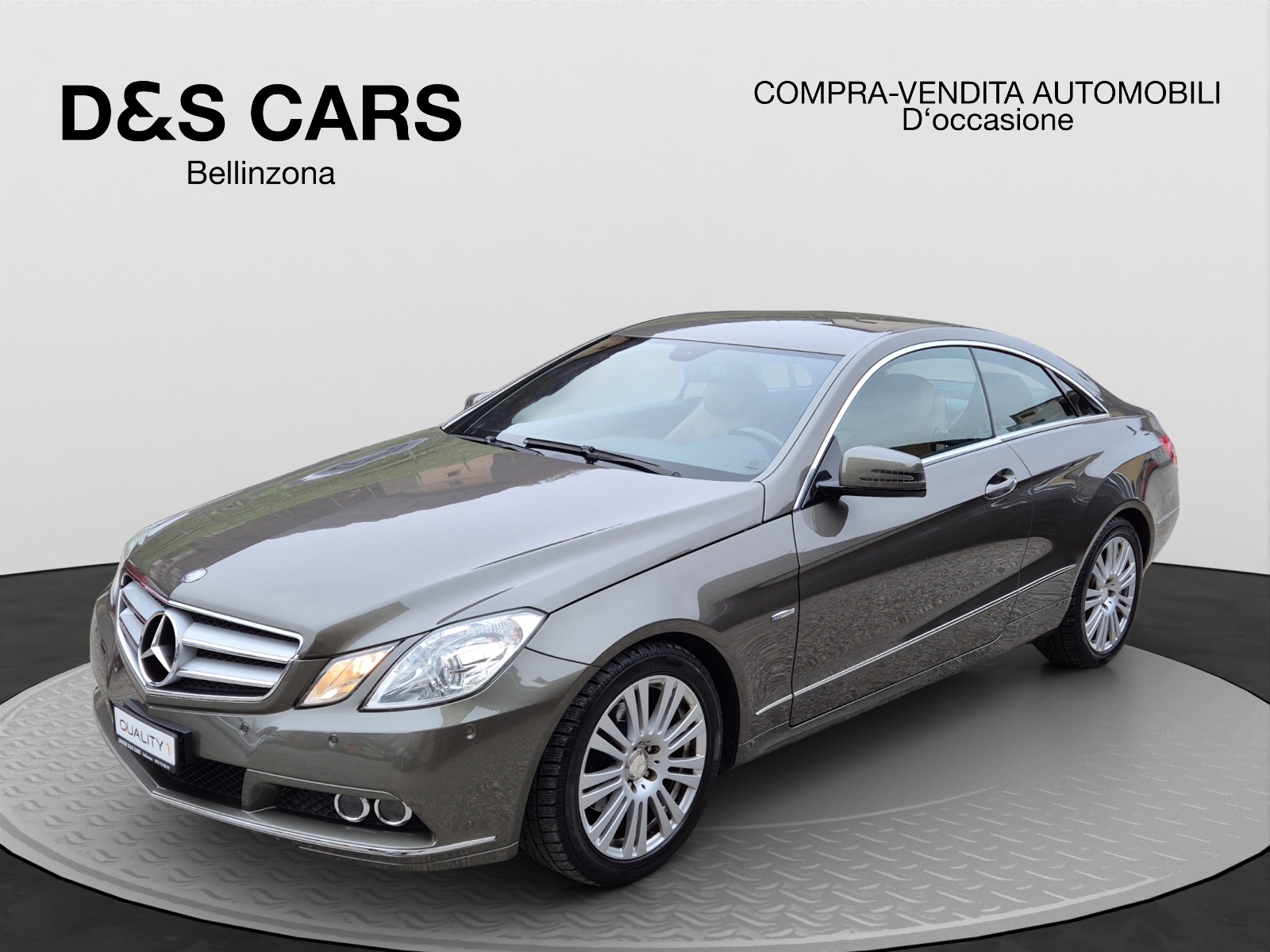 MERCEDES-BENZ E 250 CGI BlueEfficiency Automatic-image-0