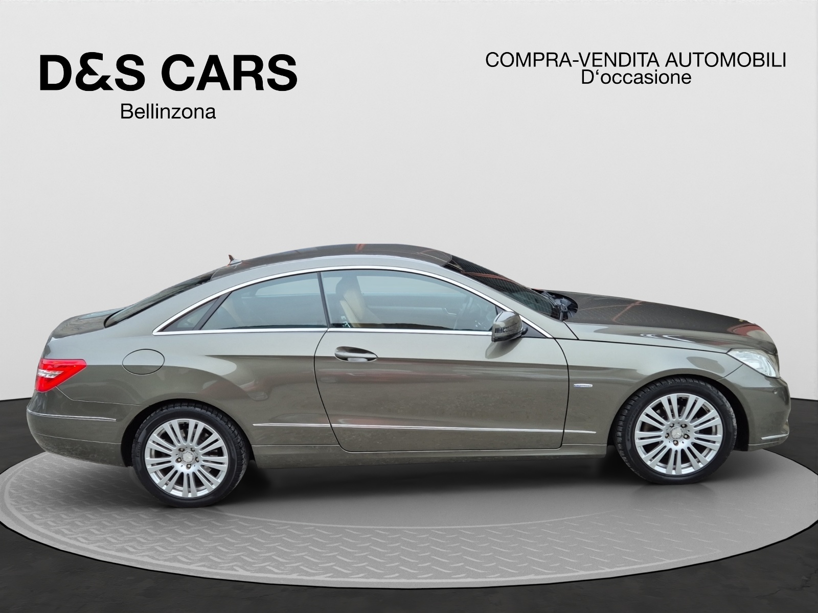 MERCEDES-BENZ E 250 CGI BlueEfficiency Automatic-image-6
