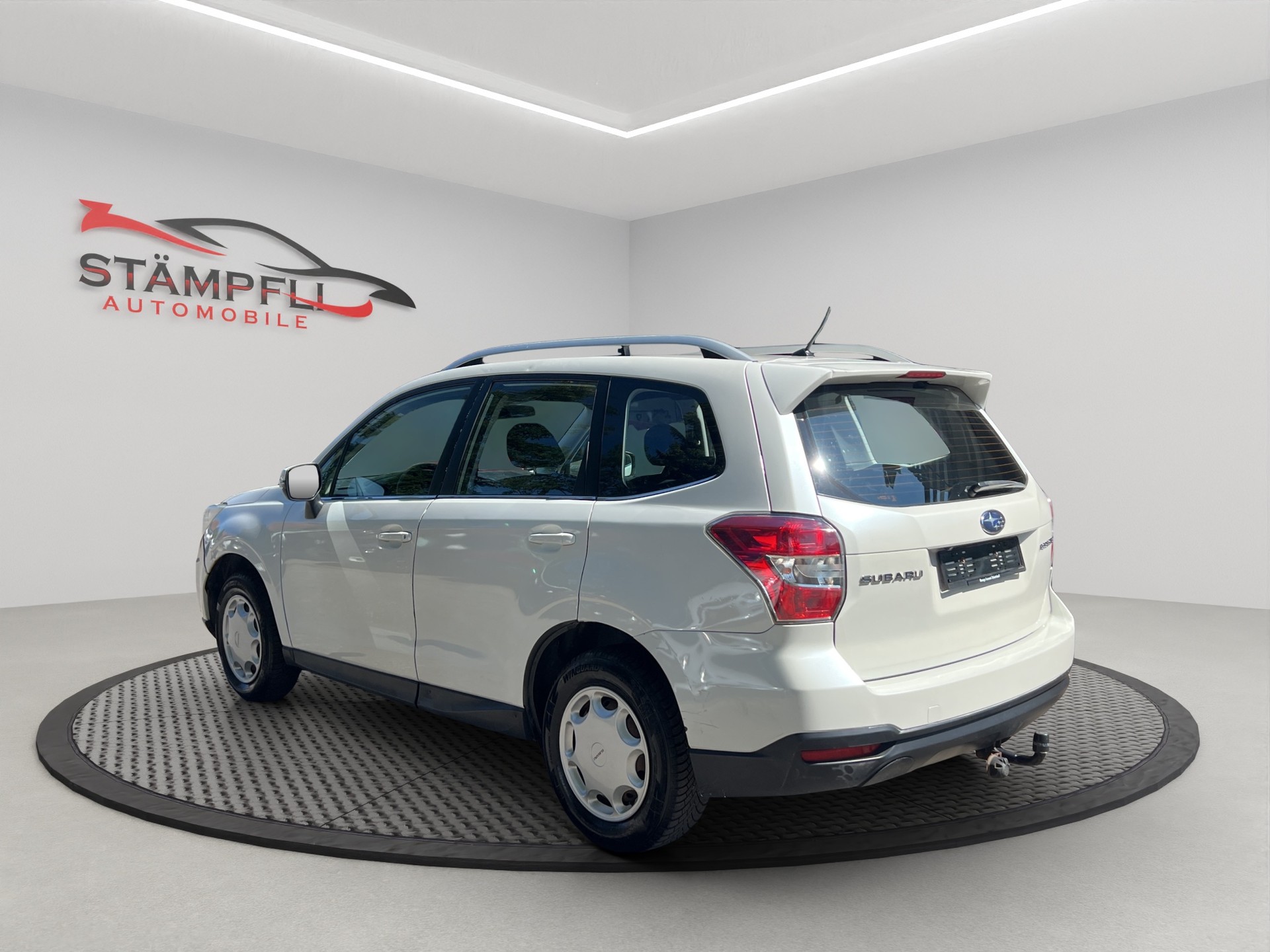 SUBARU Forester 2.0i Swiss-image-2