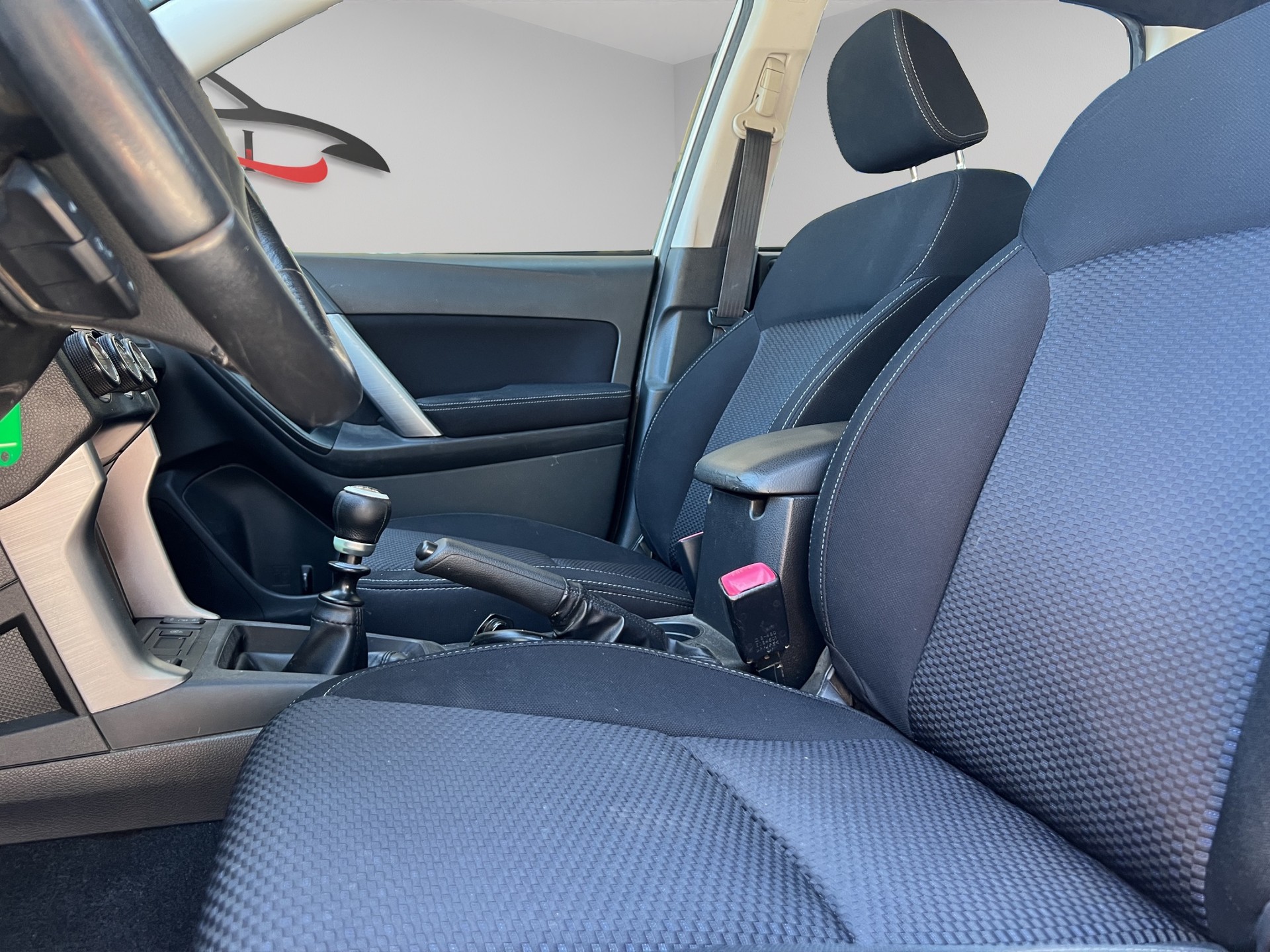 SUBARU Forester 2.0i Swiss-image-5