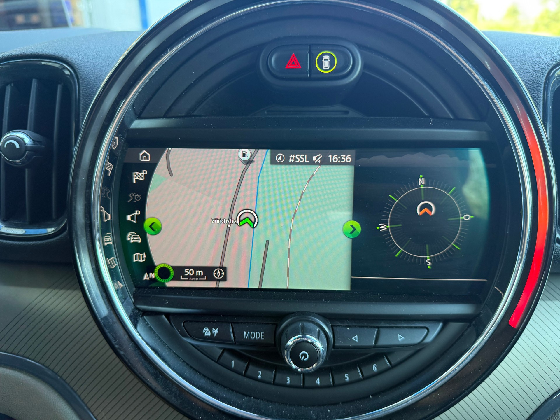 MINI Countryman Cooper S E ALL4 Steptronic-image-19