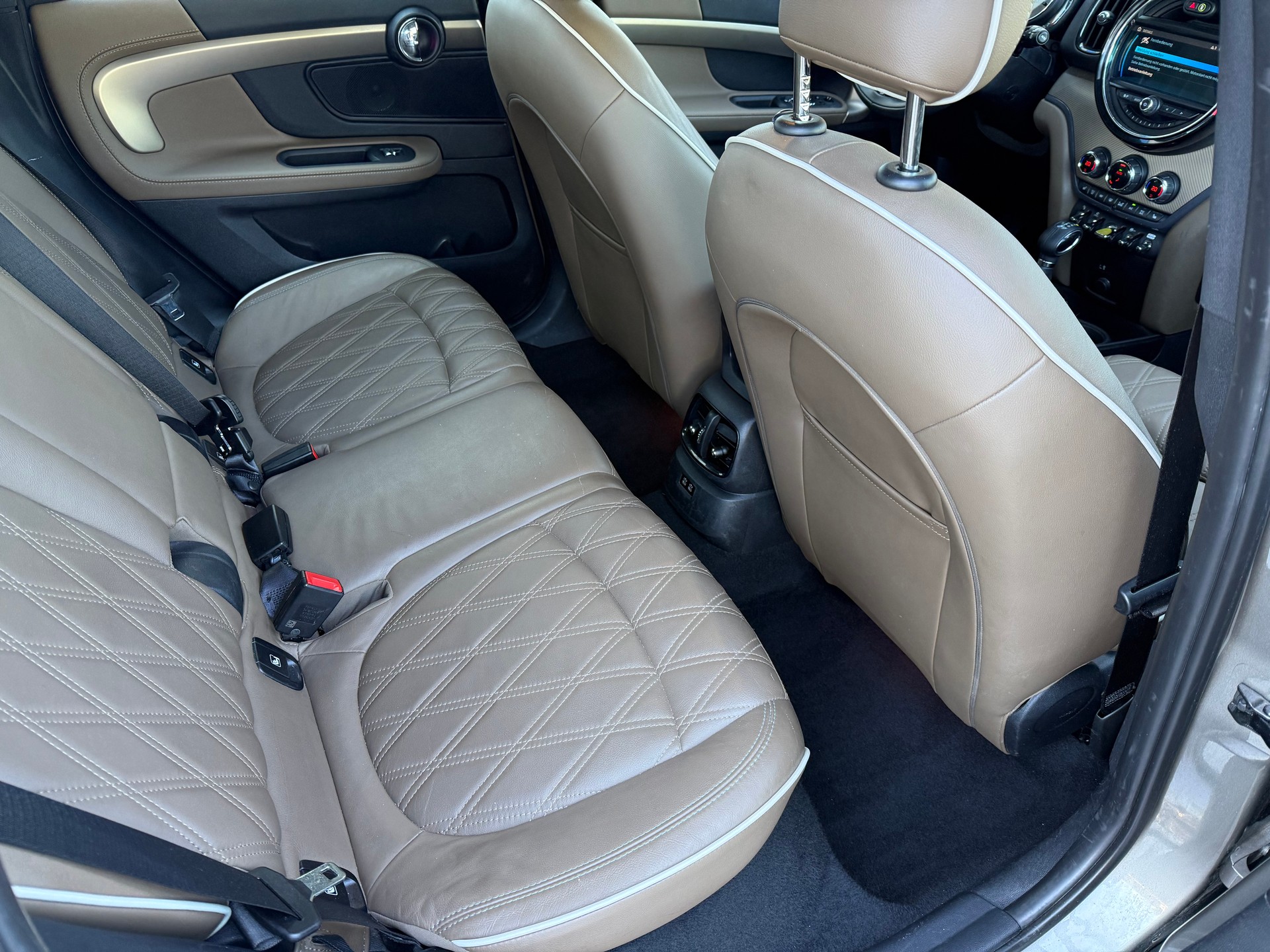 MINI Countryman Cooper S E ALL4 Steptronic-image-11