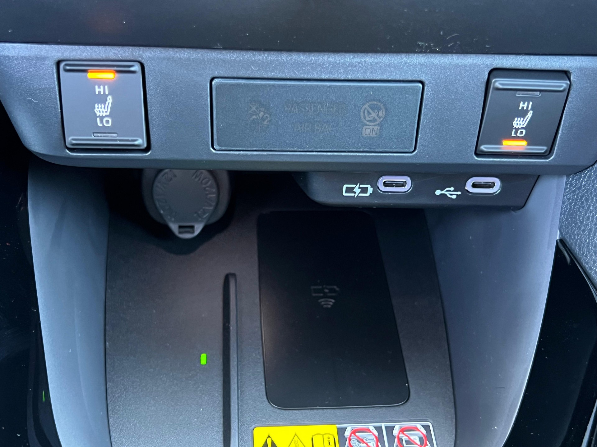 TOYOTA Yaris 1.5 VVT-i HSD Trend-image-16