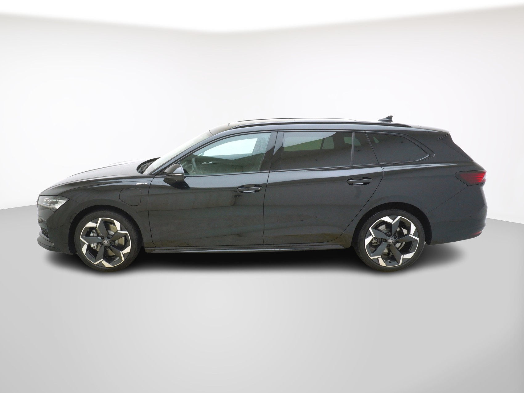 SKODA Superb 1.5 TSI Plug-in-Hybrid Sportline DSG-image-1