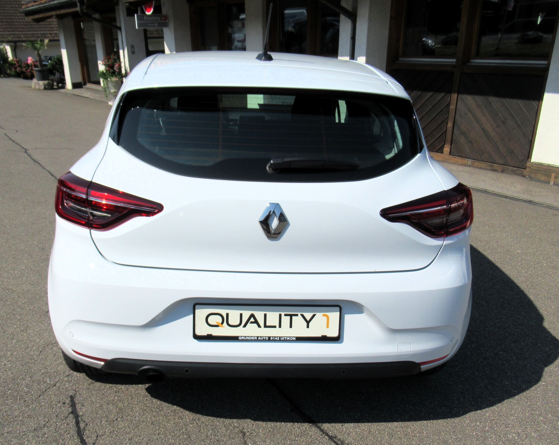 RENAULT Clio 1.0 Business-image-3
