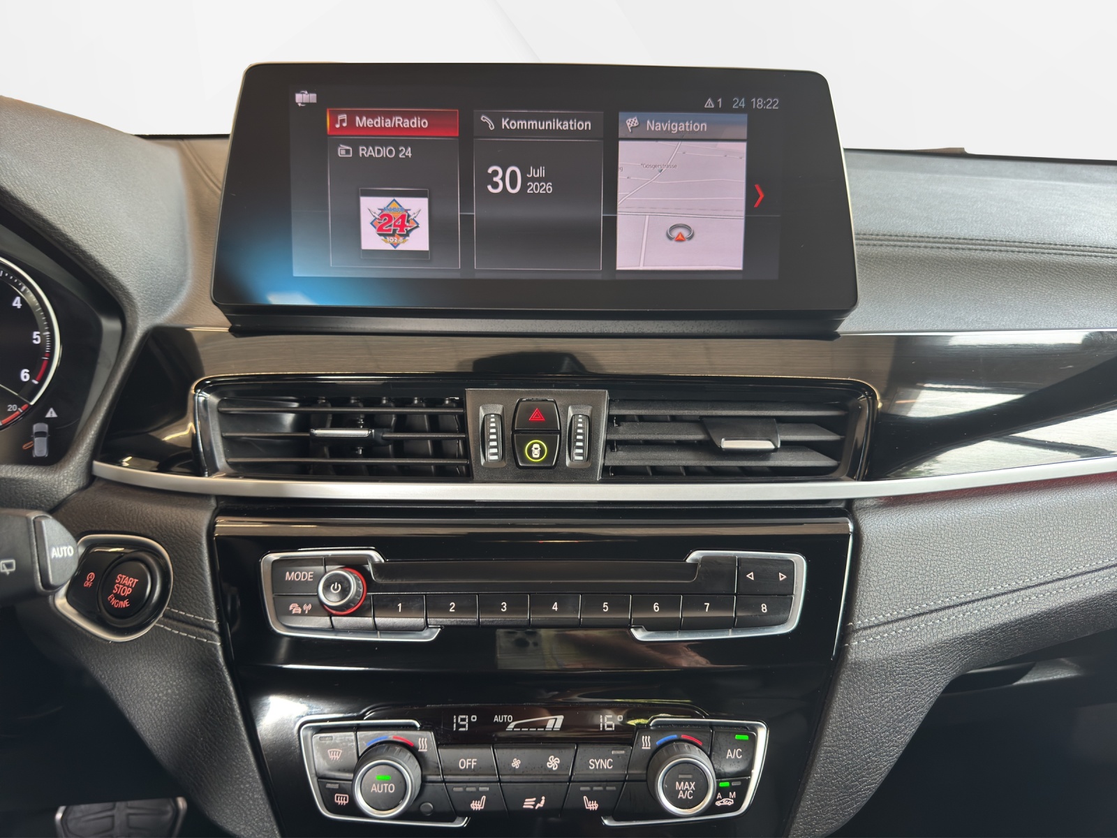 BMW X2 xDrive 20d M Sport Steptronic-image-12