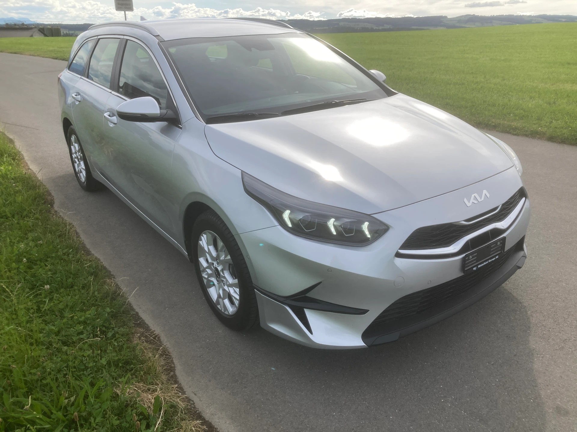 KIA Ceed Sportswagon 1.5 T-GDi MHEV Power DCT-image-1