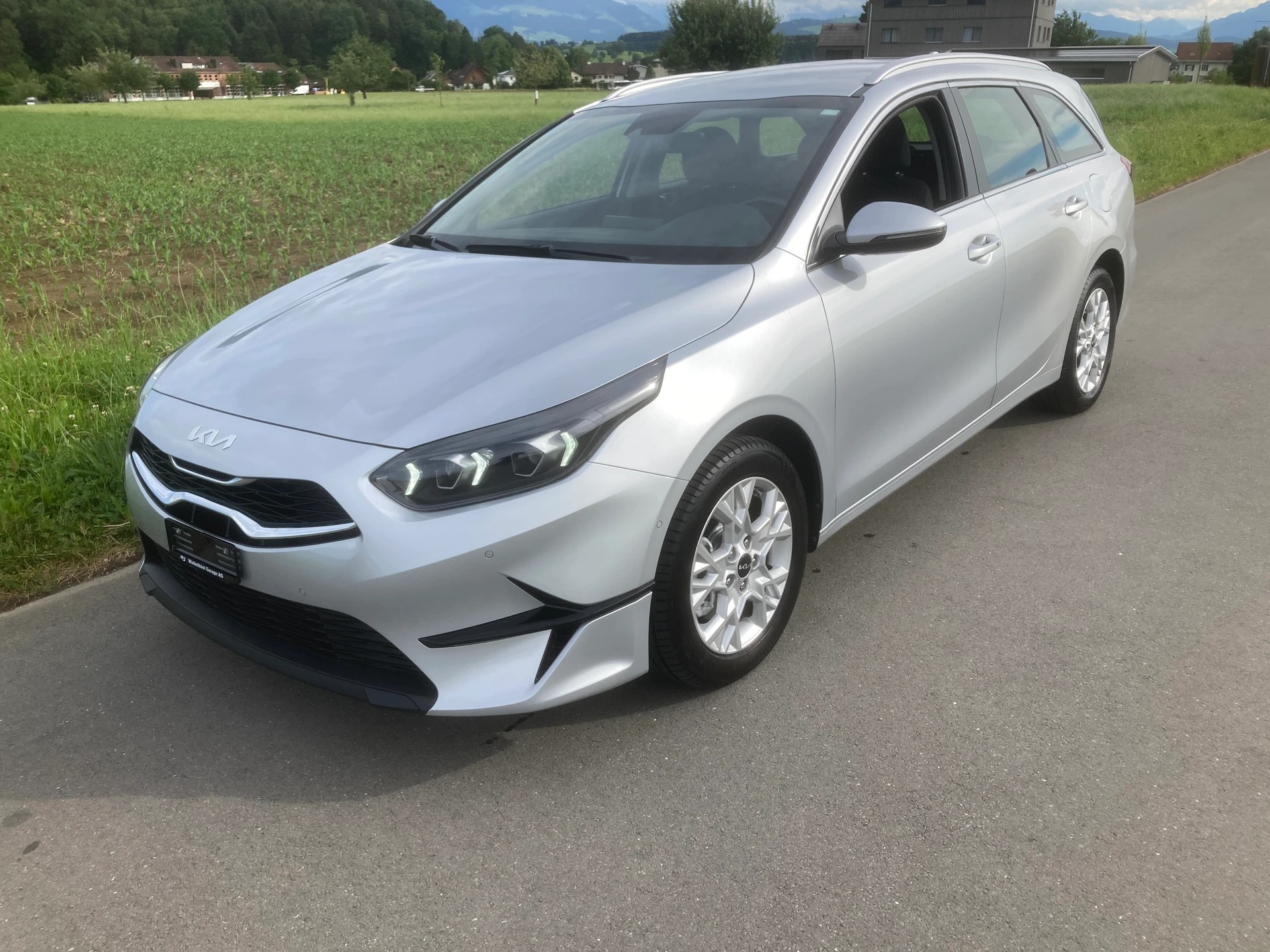 KIA Ceed Sportswagon 1.5 T-GDi MHEV Power DCT-image-0