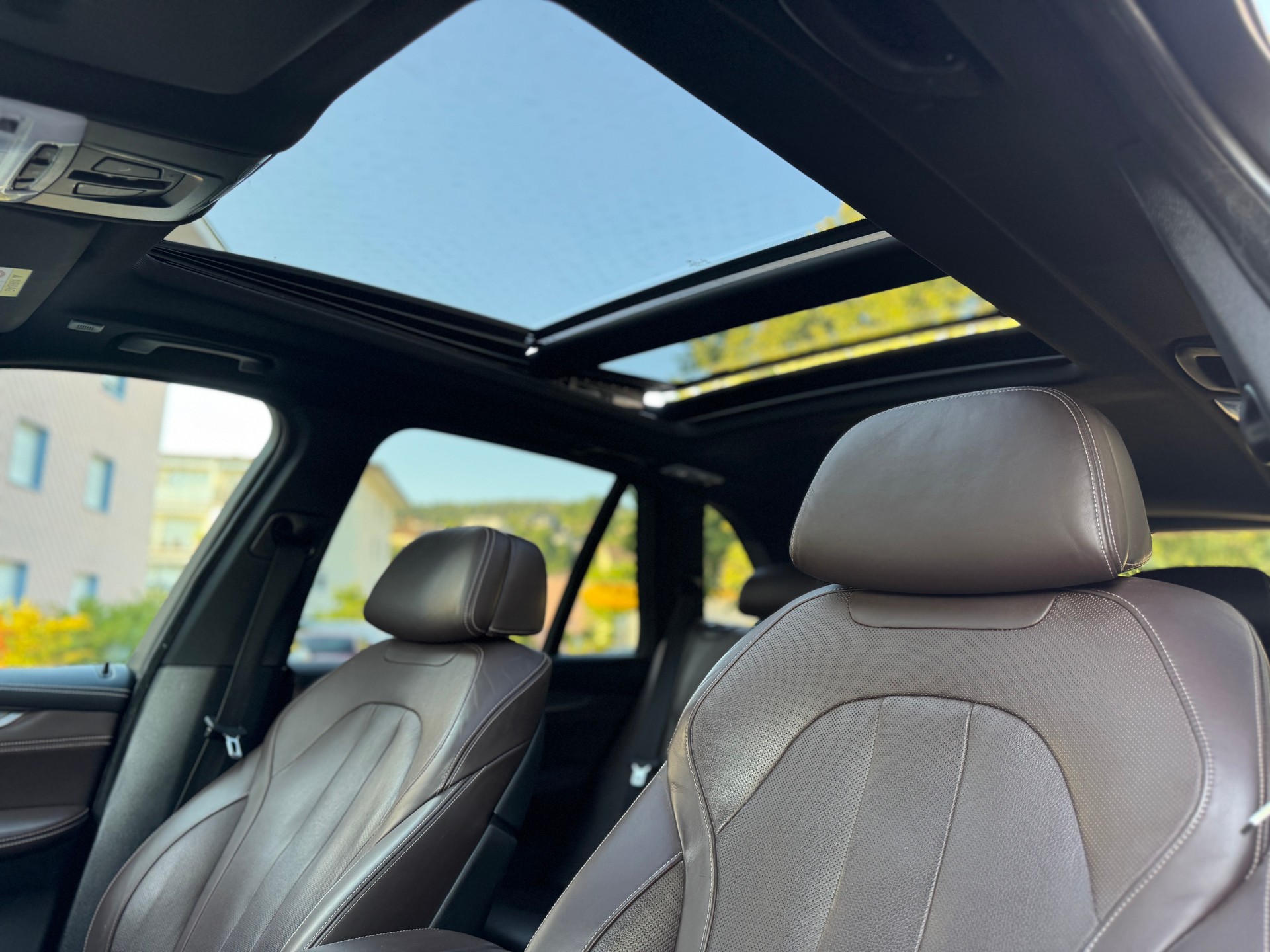 BMW X5 xDrive 30d Steptronic-image-9