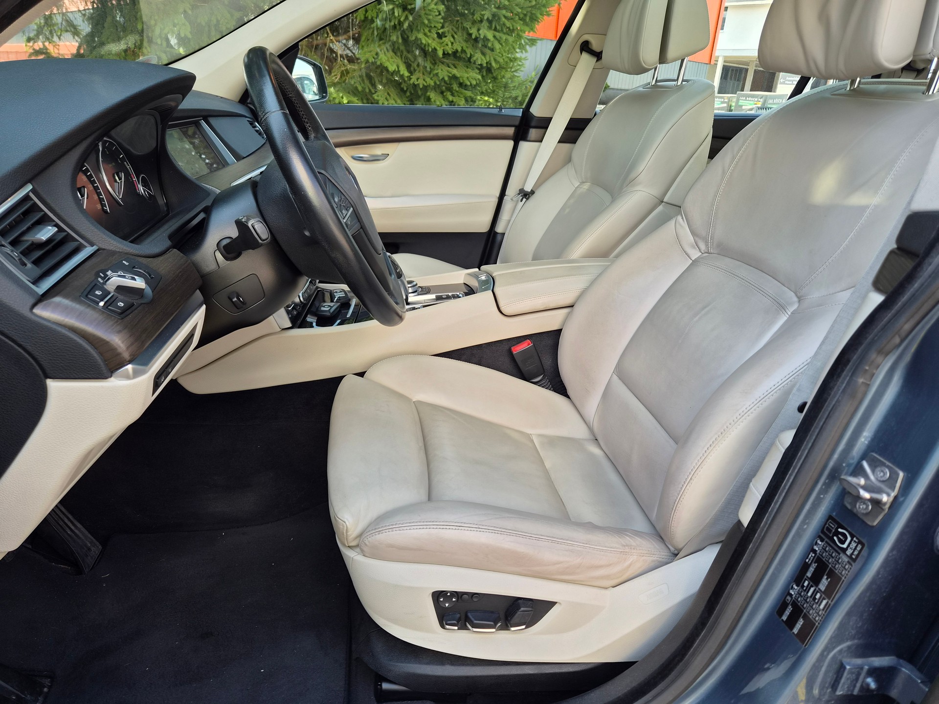 BMW 530d GT Steptronic-image-8
