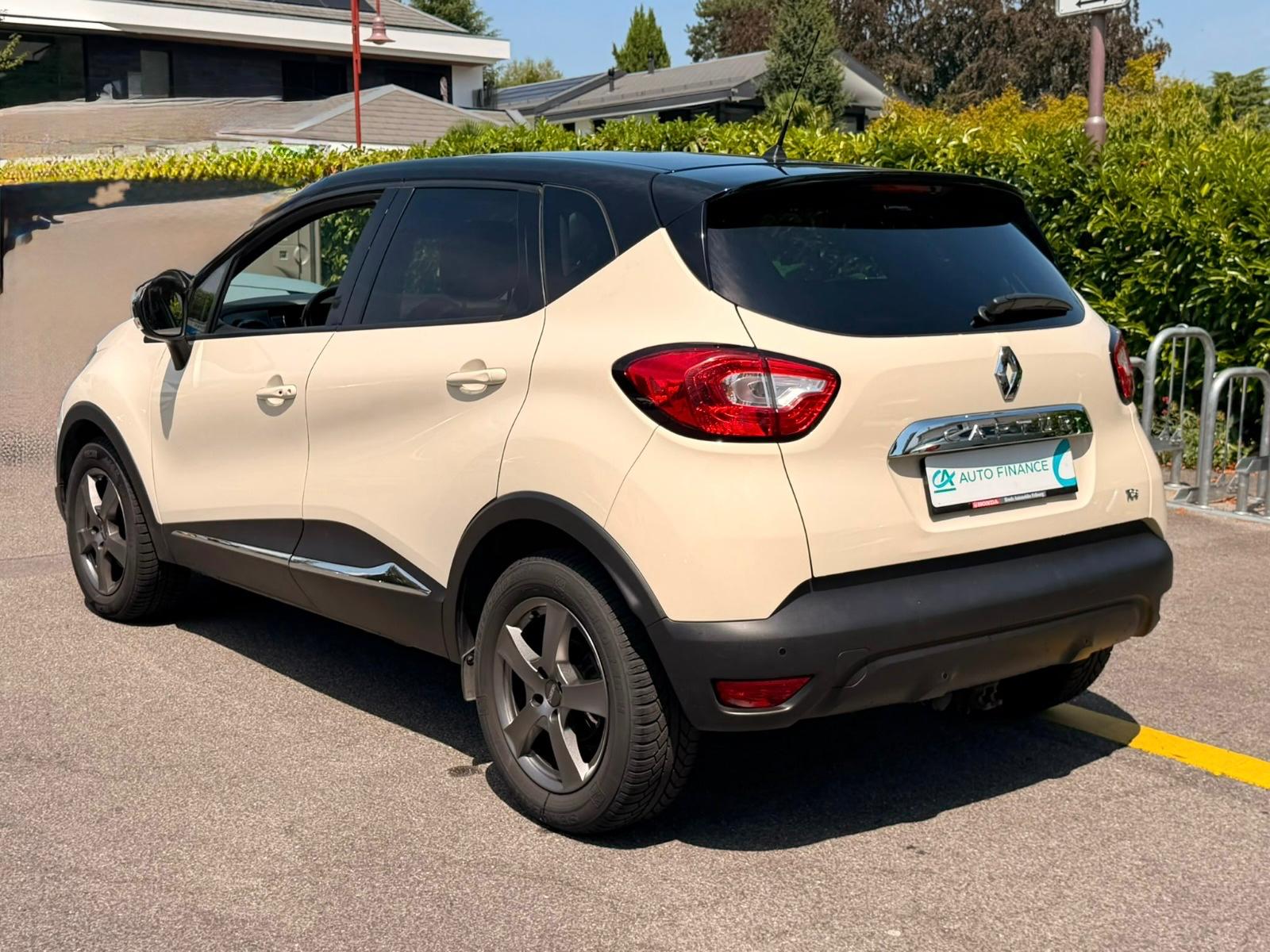 RENAULT Captur 1.2 T 16V Dynamique EDC-image-3