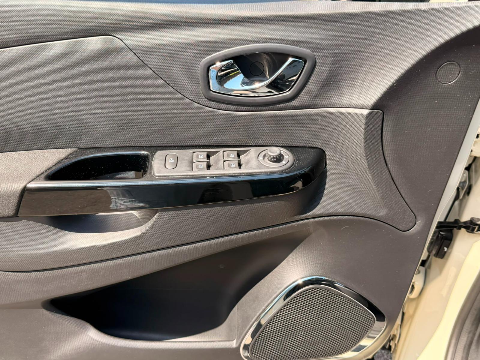 RENAULT Captur 1.2 T 16V Dynamique EDC-image-15