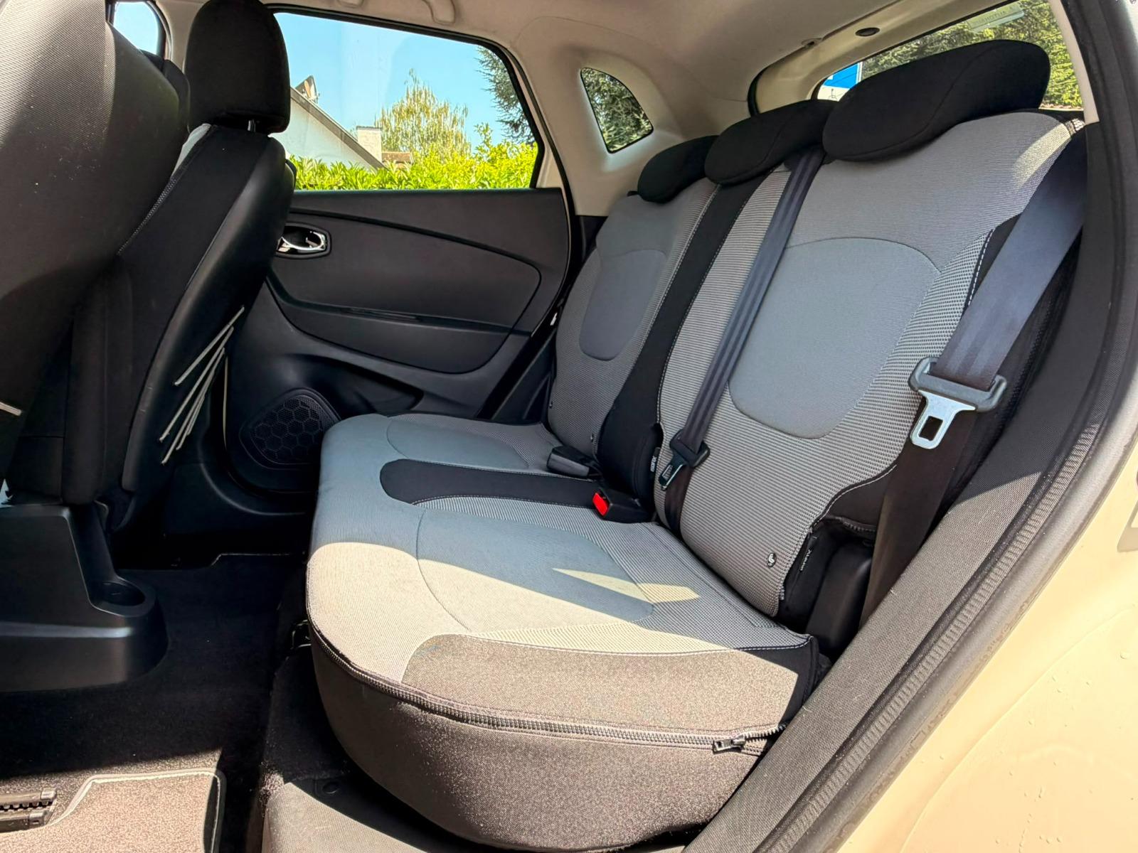 RENAULT Captur 1.2 T 16V Dynamique EDC-image-19