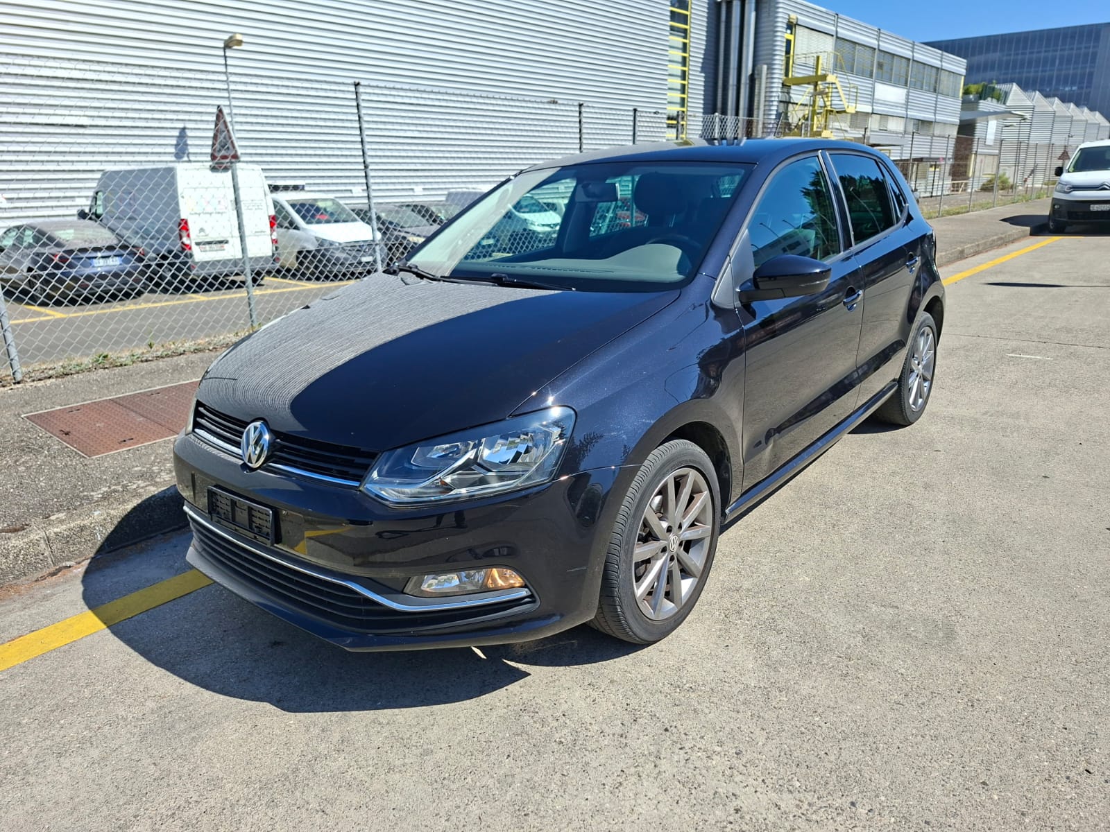 VW 1.2 BlueMotion Automatique-image-0