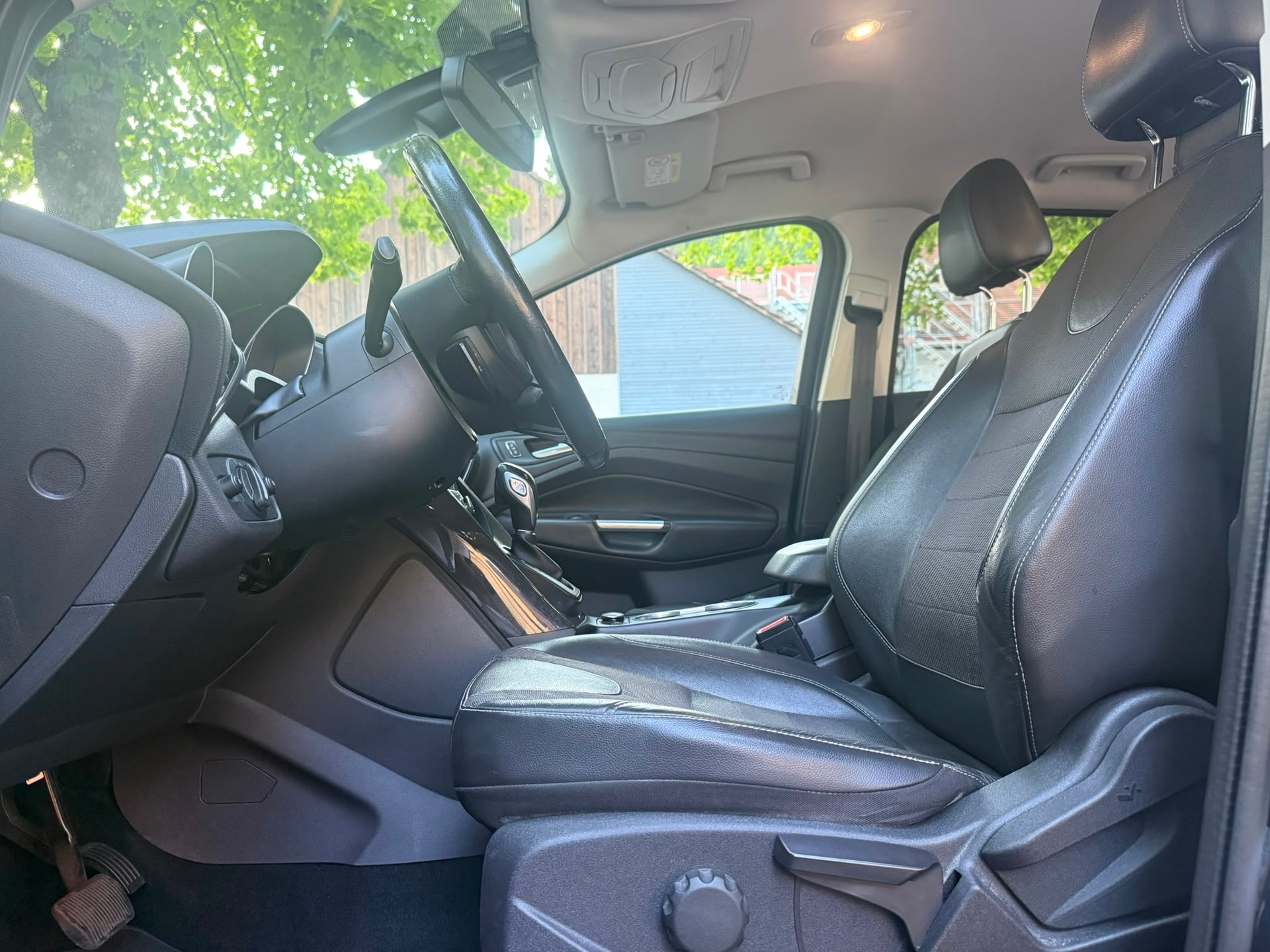 FORD Kuga 2.0 TDCi Titanium 4WD PowerShift-image-10