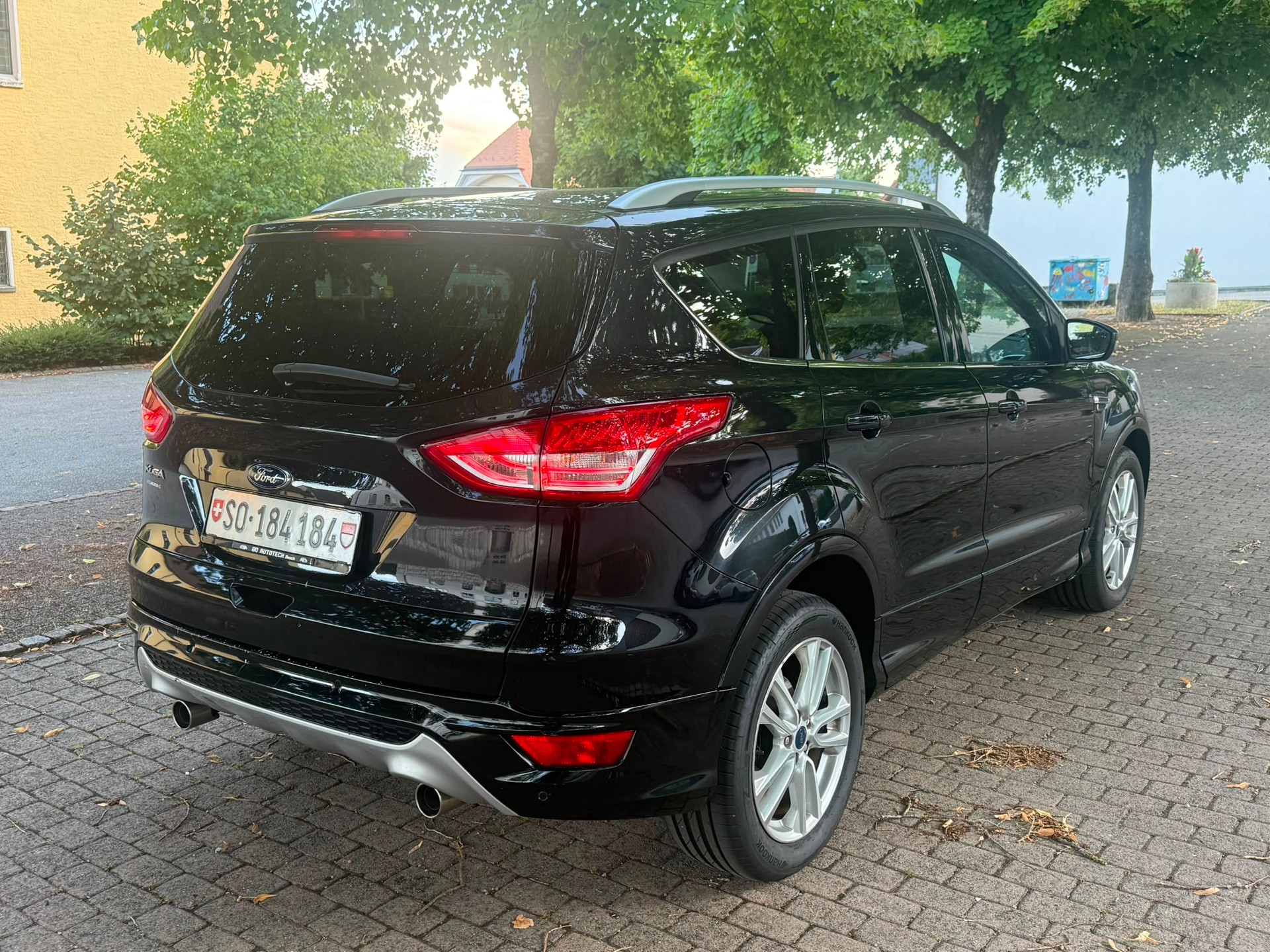 FORD Kuga 2.0 TDCi Titanium 4WD PowerShift-image-4