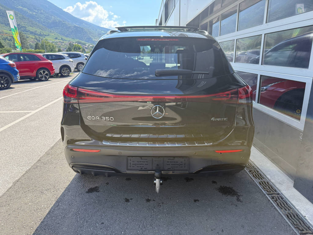 MERCEDES-BENZ EQA 350 Swiss Star AMG Line 4matic - CH-image-4
