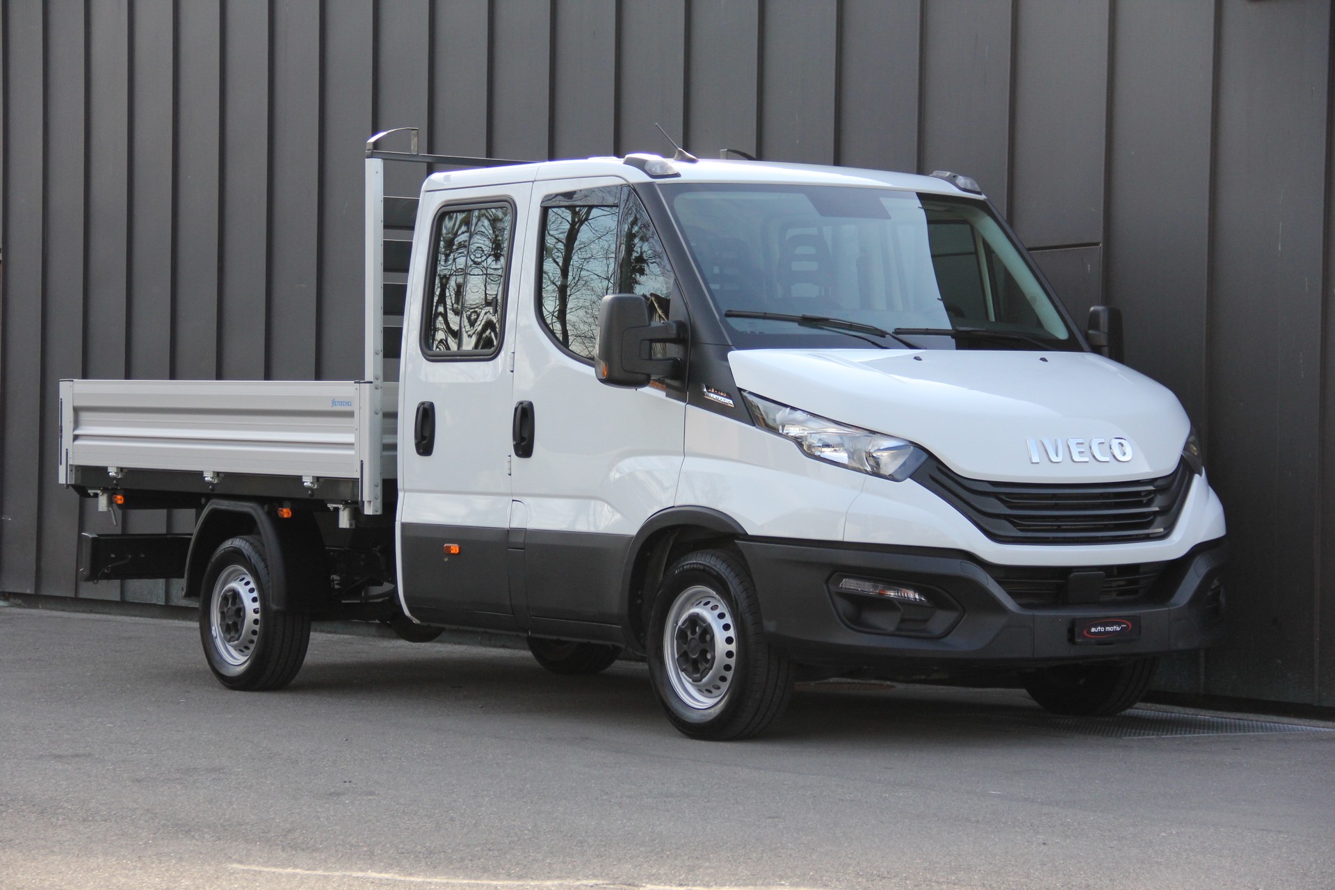 IVECO 35 C 16 A8 D *AUTOMAT* *KIPPER-3-SEITEN* *RÜCKFAHRKAMERA* *7-SITZE* *KLIMA* *ANHÄNGERKUPPLUNG* *910Kg-NUTZLAST*-image-8