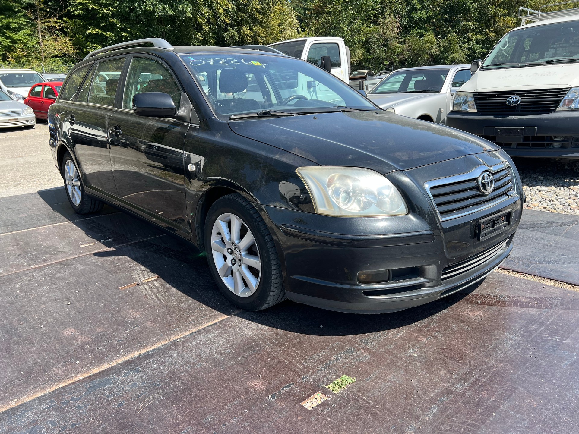 TOYOTA Avensis 2.0 D4 VVT-i Linea Sol Sportswagon-image-0