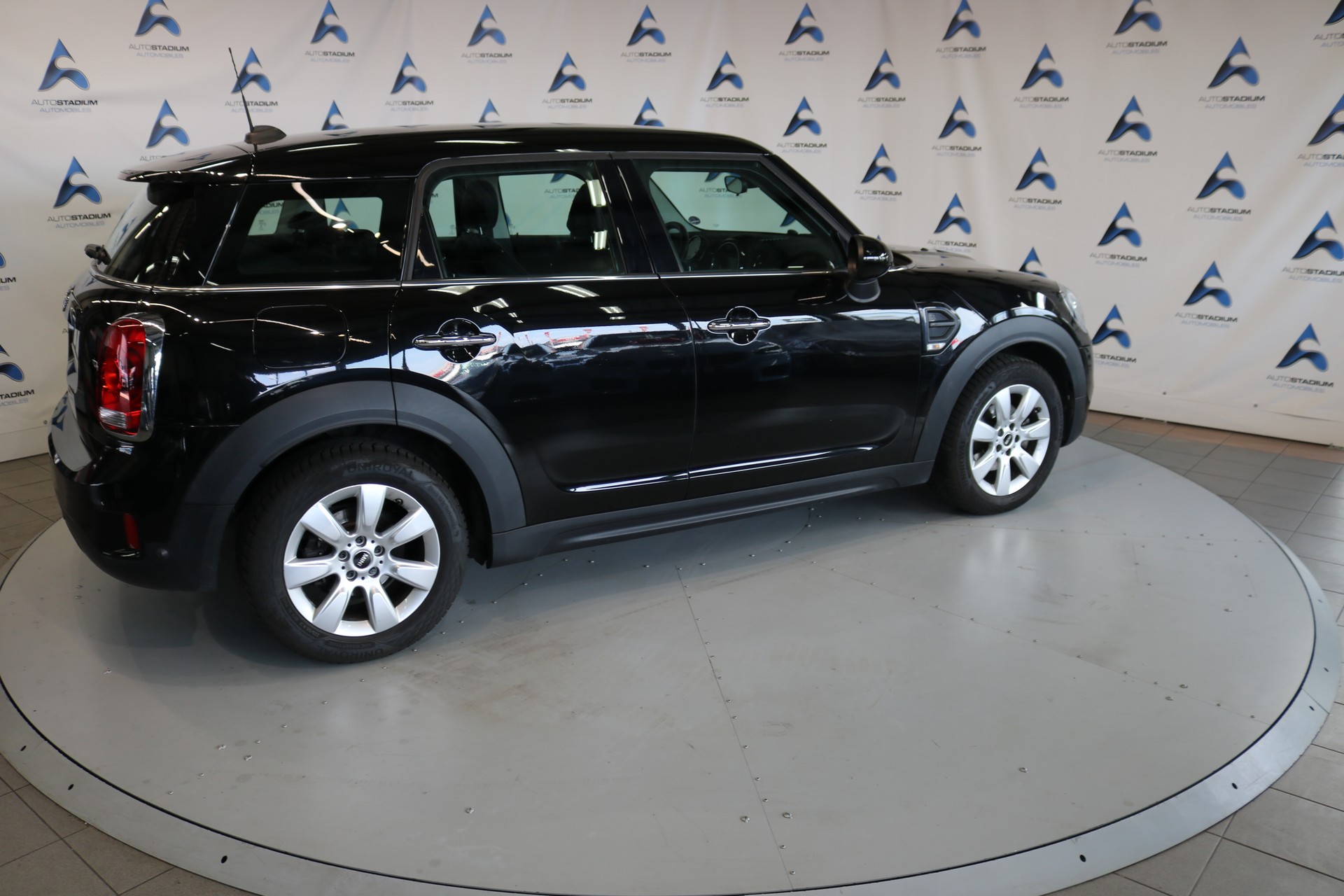 MINI Countryman One FWD-image-21