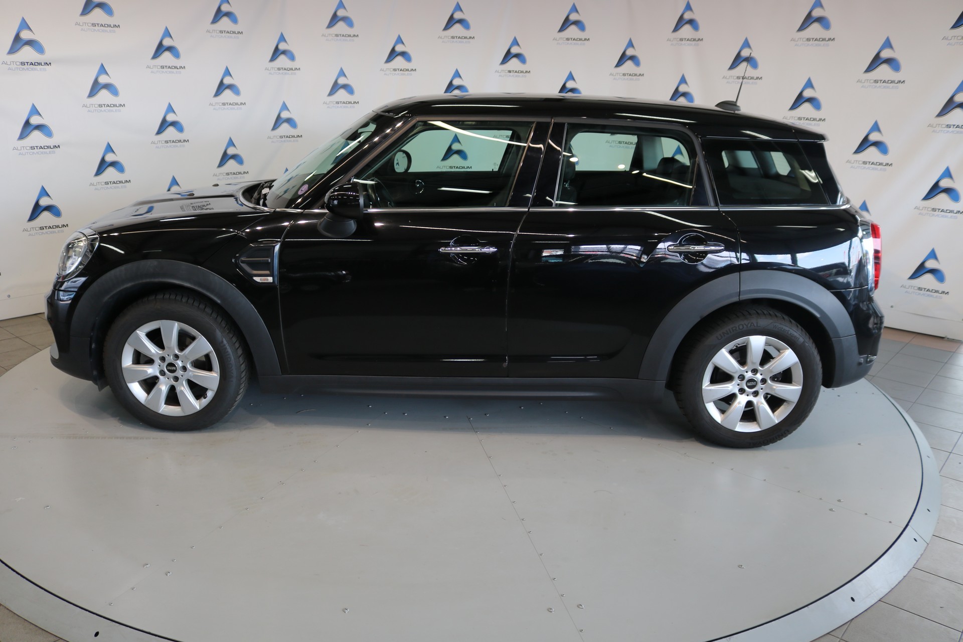 MINI Countryman One FWD-image-14