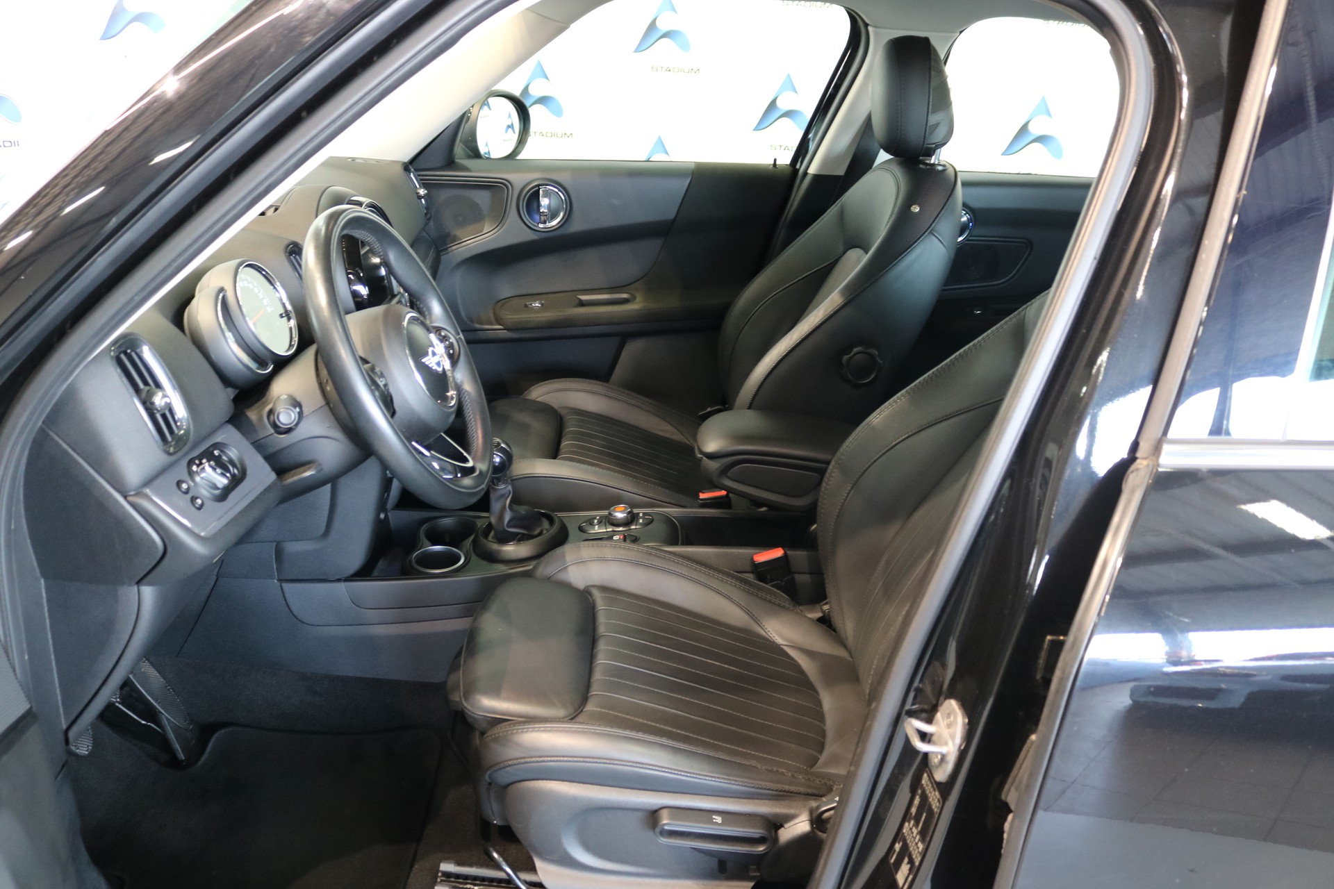 MINI Countryman One FWD-image-36