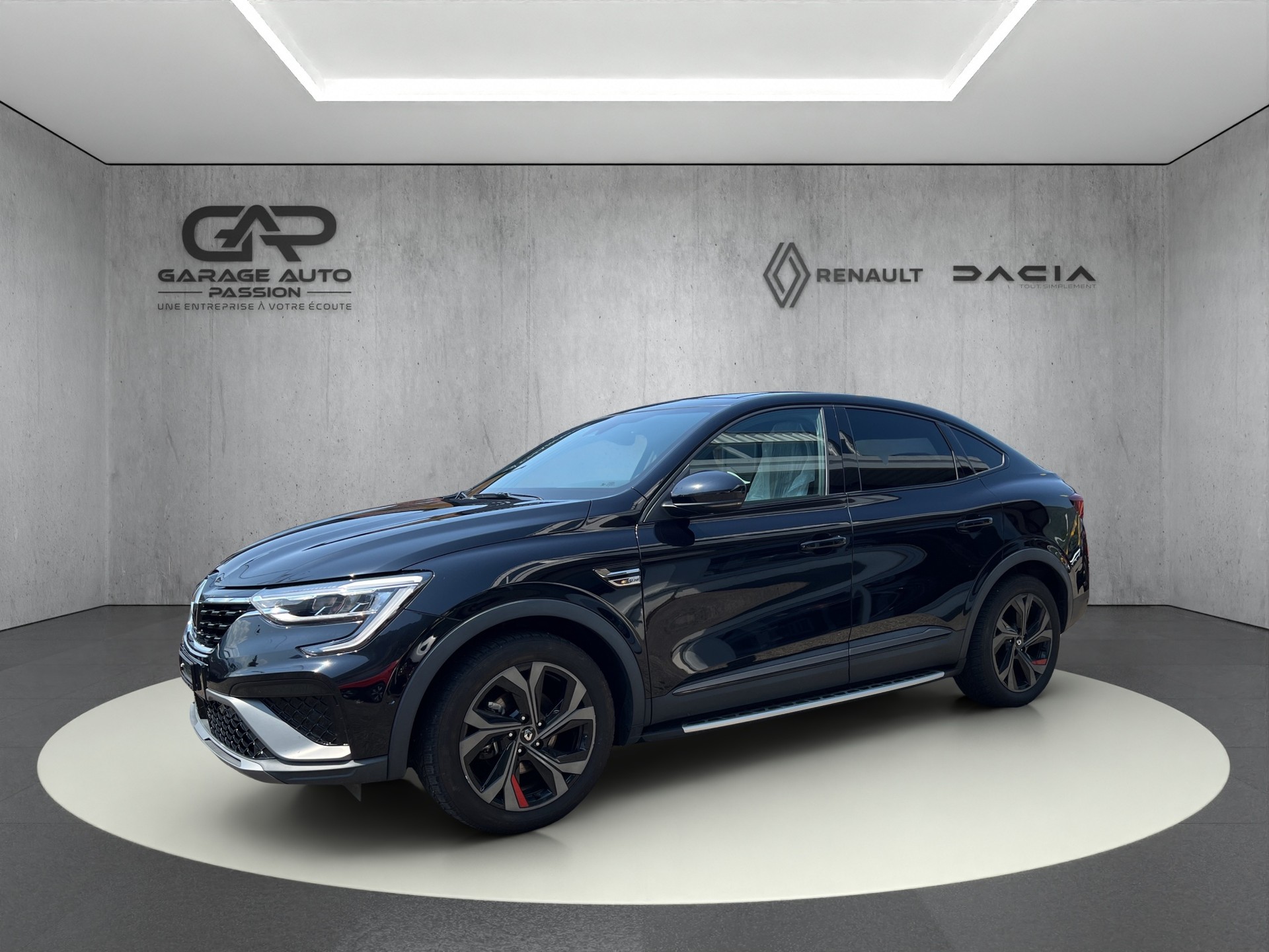 RENAULT Arkana 1.6 E-Tech R.S.Line-image-1
